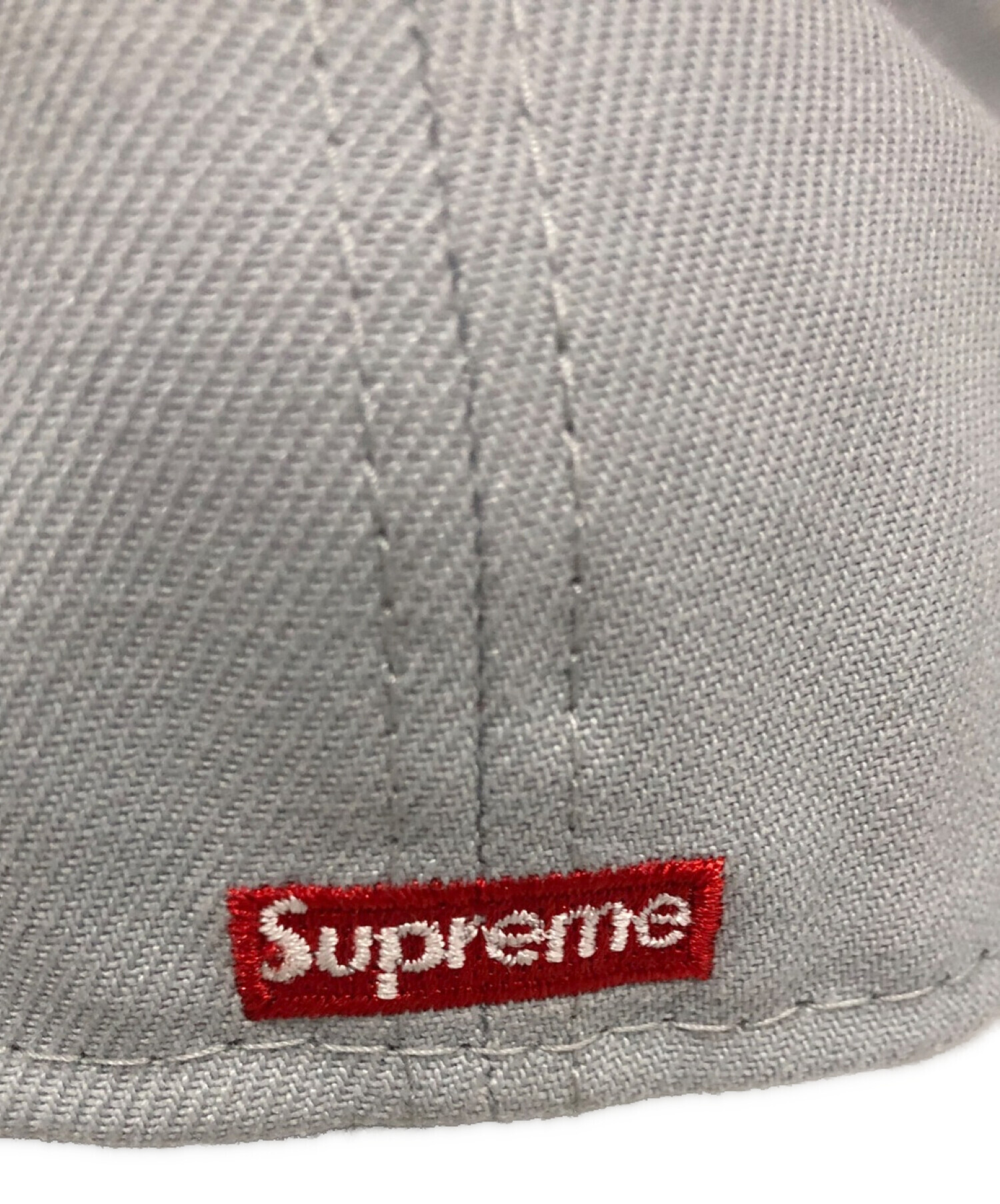 New Era (ニューエラ) SUPREME (シュプリーム) キャップ グレー サイズ:7 1/2(59.6cm)