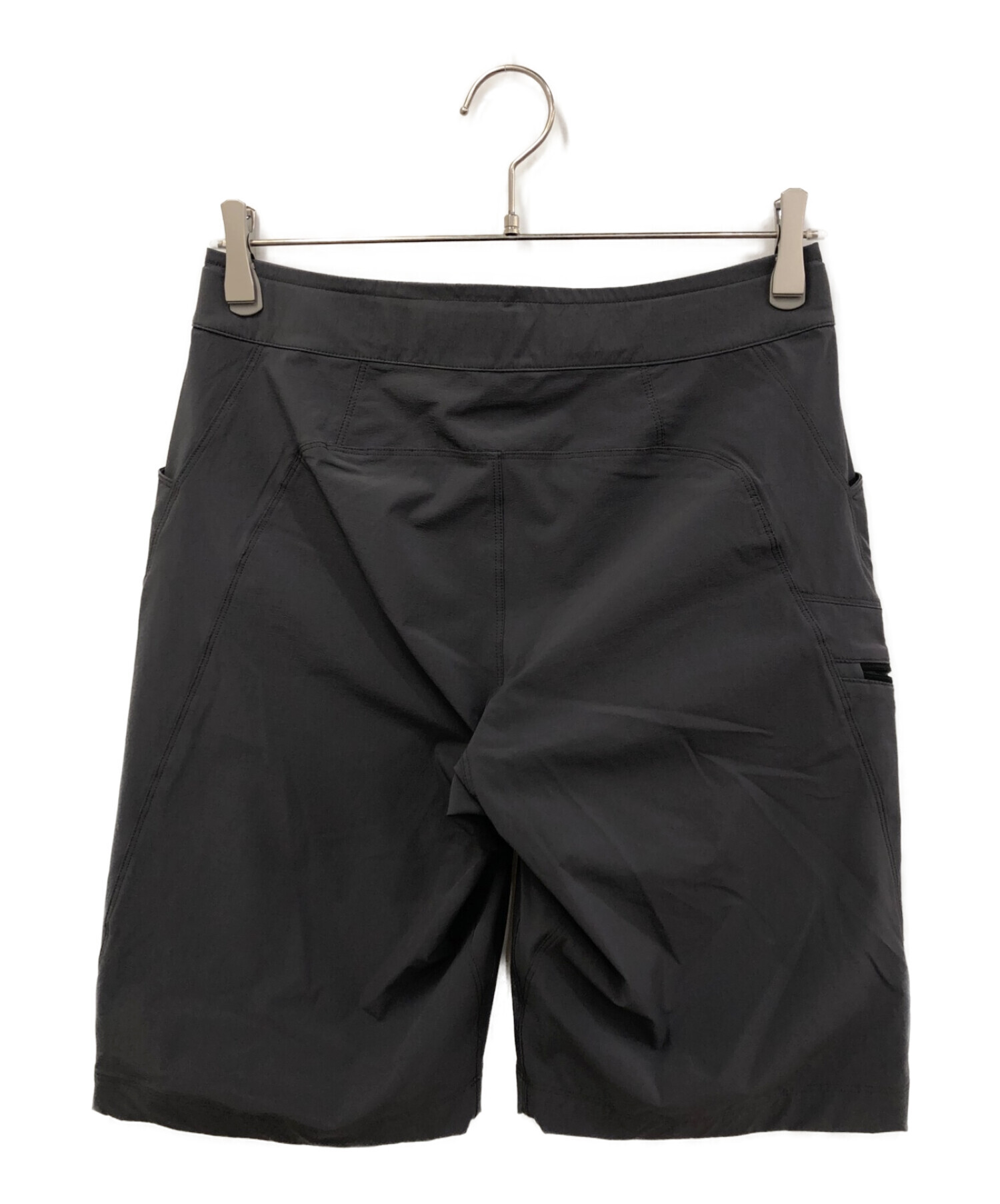 中古・古着通販】ARC'TERYX (アークテリクス) ハーフパンツ グレー 