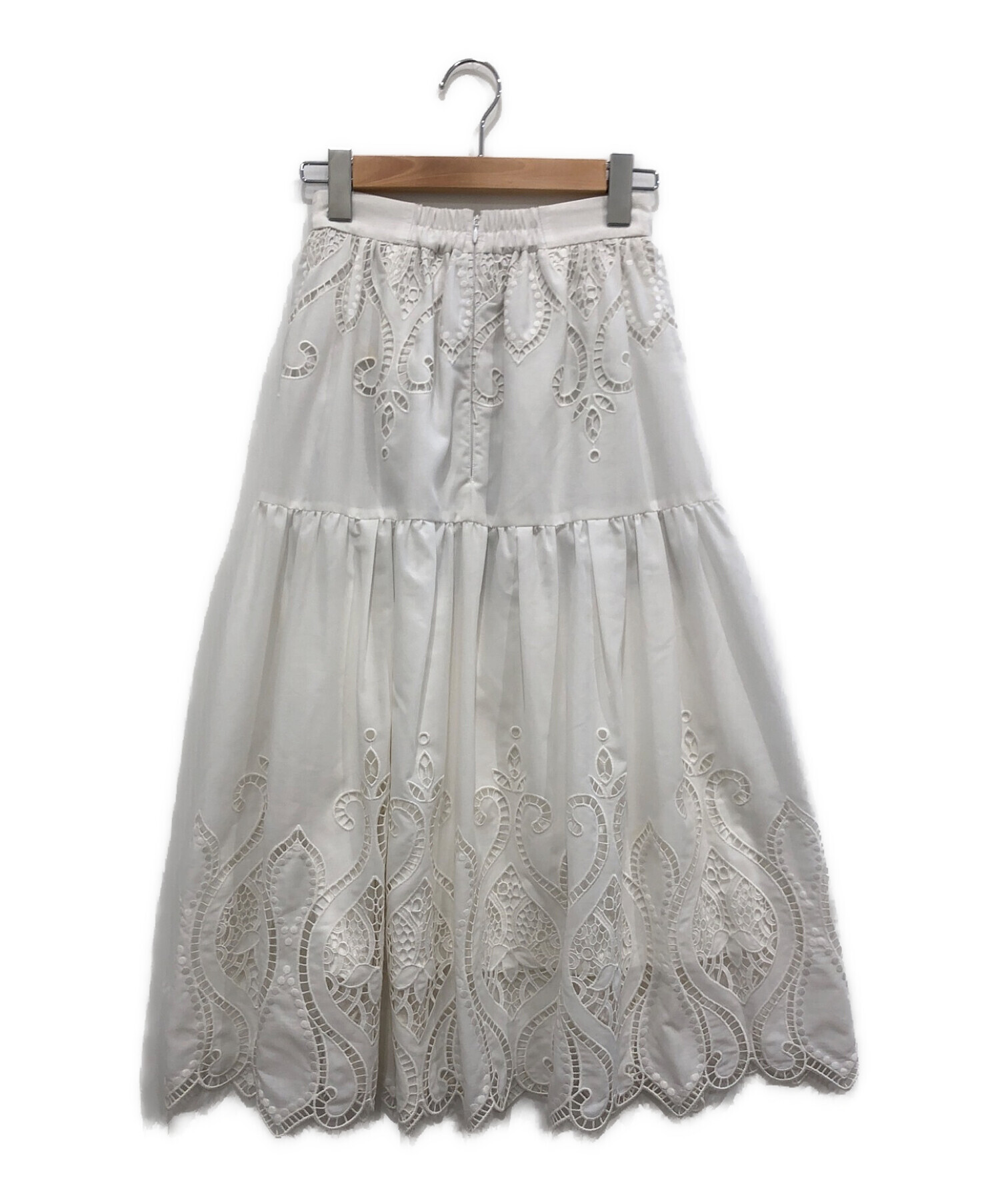 riandture (リランドチュール) カットワーク刺繍スカート ホワイト