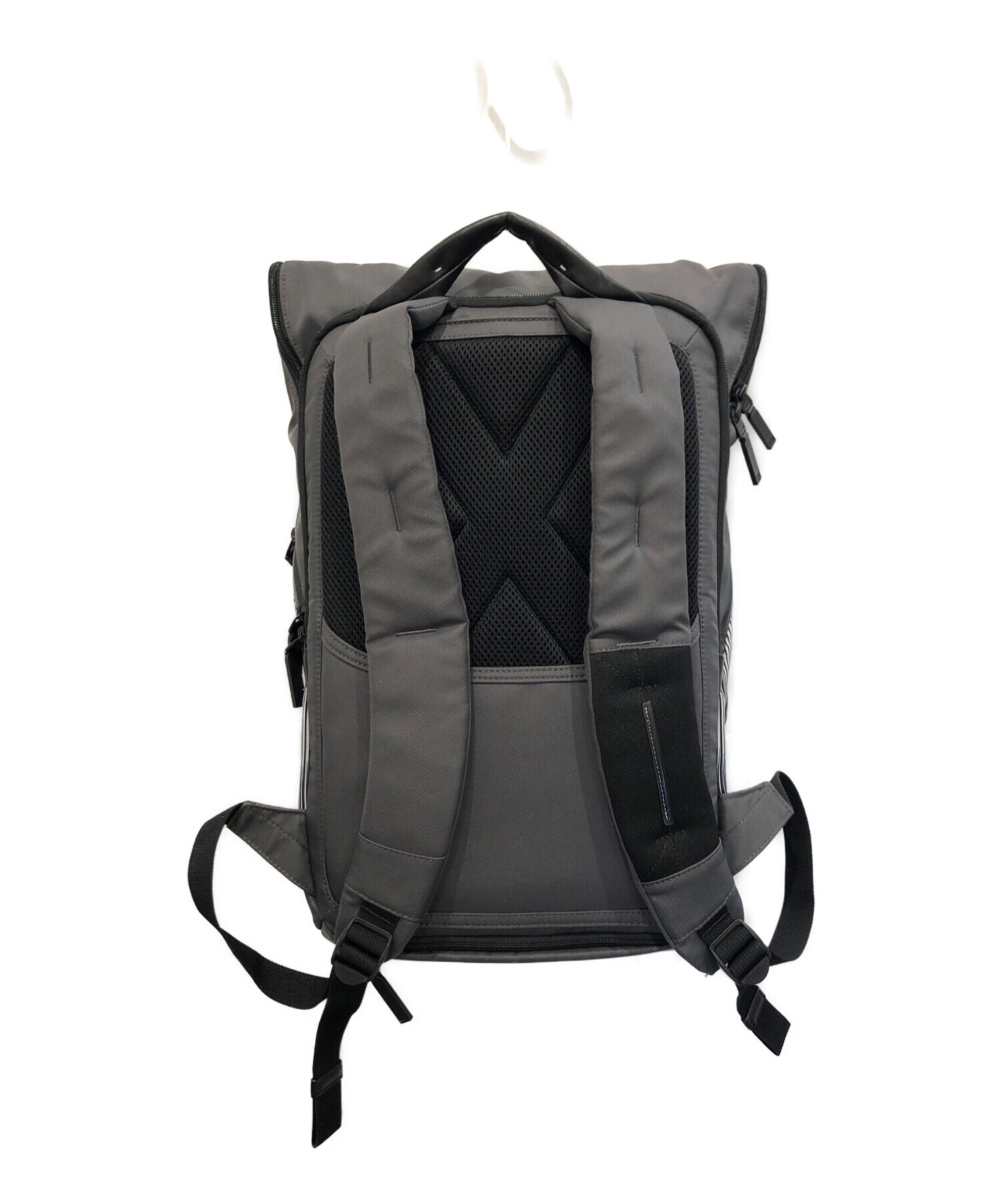 TUMI (トゥミ) FOREST FLAP BACKPACK グレー