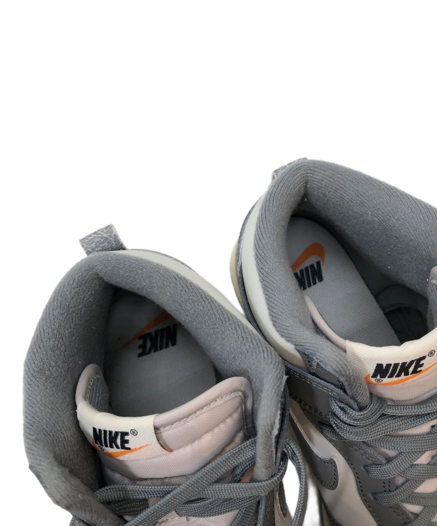 中古・古着通販】NIKE (ナイキ) ナイキ ダンク ハイ レトロ SE ヴィンテージ /ハイカットスニーカー グレー  サイズ:US9/UK8/EUR42.5/CM27｜ブランド・古着通販 トレファク公式【TREFAC FASHION】スマホサイト