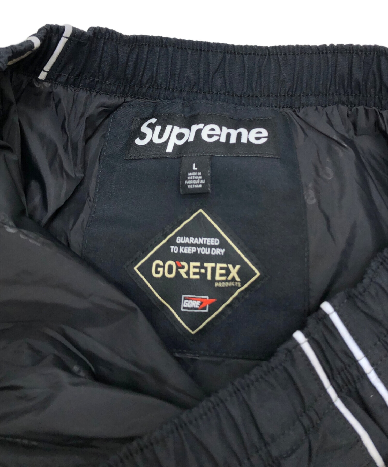 中古・古着通販】Supreme (シュプリーム) ゴアテックス トラックパンツ/ナイロンパンツ ブラック サイズ:L｜ブランド・古着通販  トレファク公式【TREFAC FASHION】スマホサイト