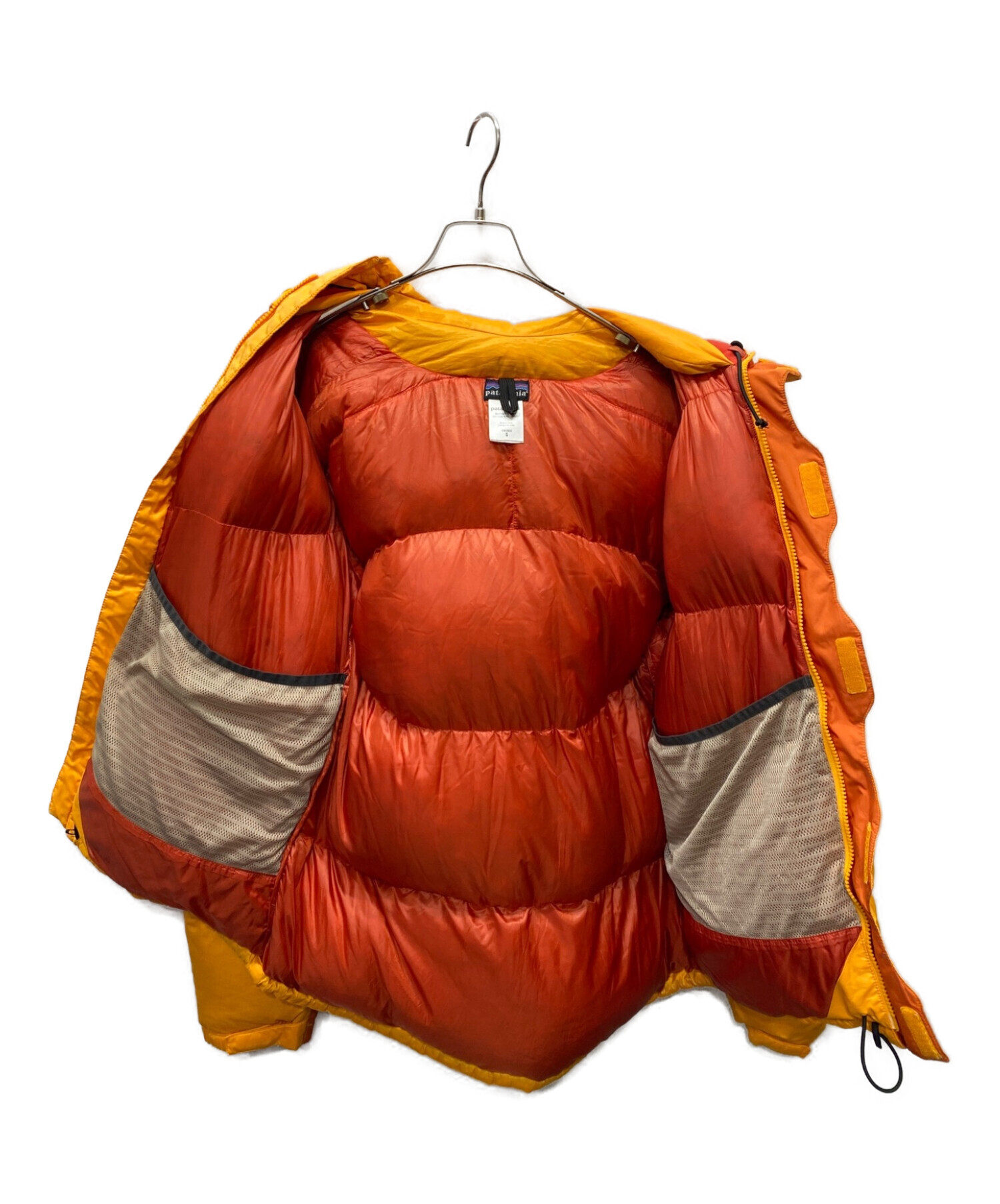 中古・古着通販】Patagonia (パタゴニア) ダウンジャケット オレンジ サイズ:S｜ブランド・古着通販 トレファク公式【TREFAC  FASHION】スマホサイト