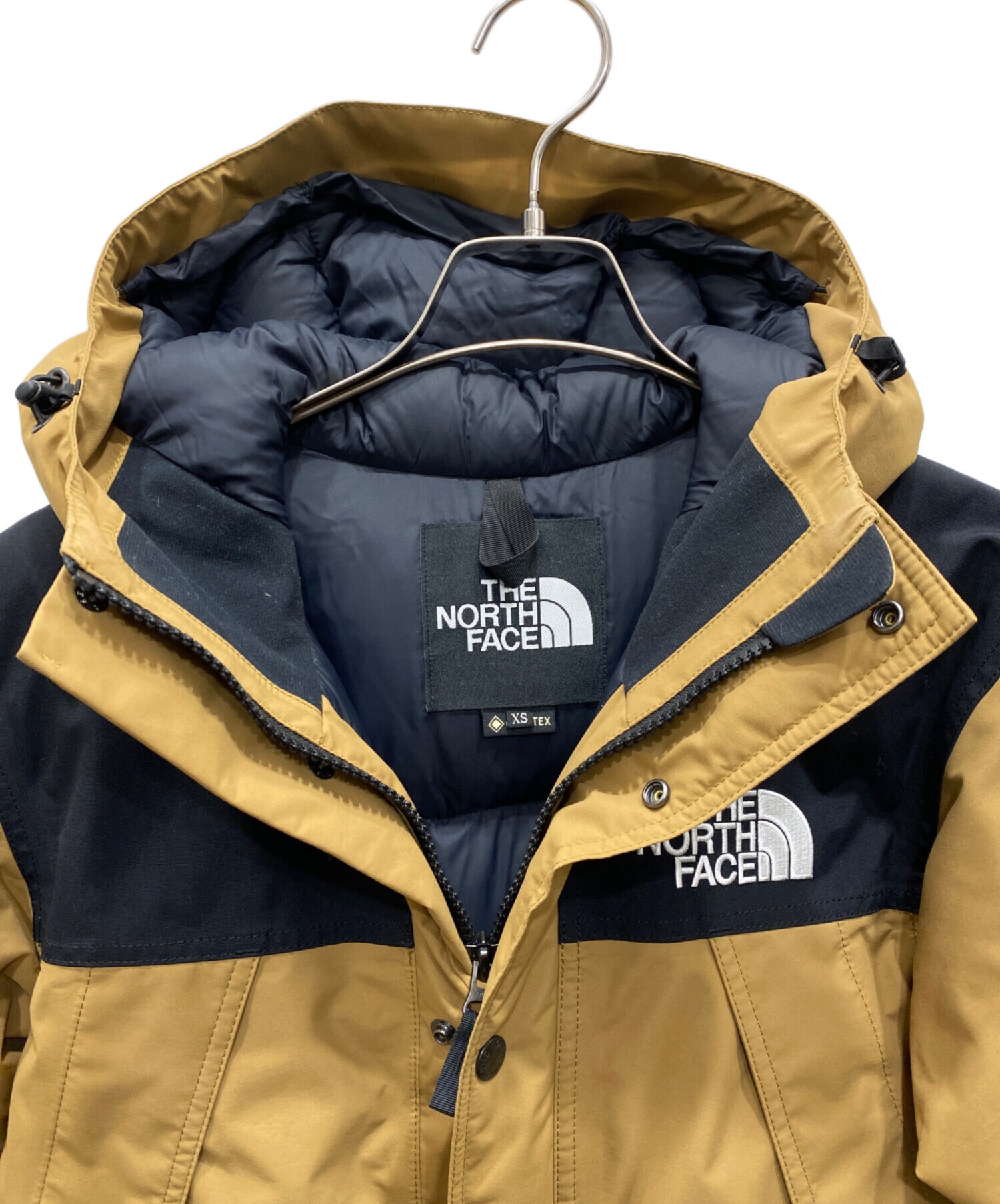 中古・古着通販】THE NORTH FACE (ザ ノース フェイス) マウンテンダウンジャケット ベージュ×ブラック サイズ:XS｜ブランド・古着通販  トレファク公式【TREFAC FASHION】スマホサイト