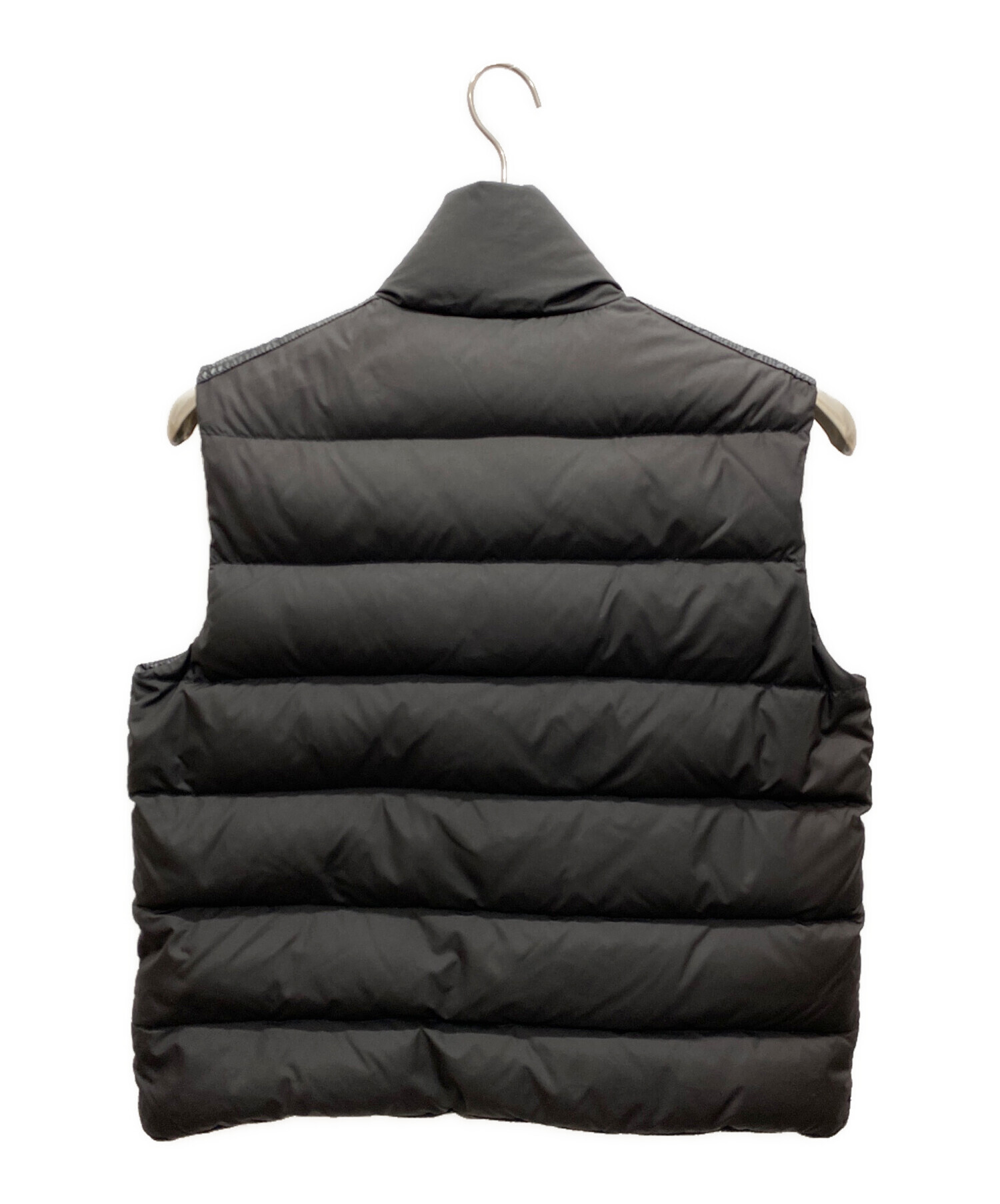 中古・古着通販】MONCLER (モンクレール) ダウンベスト ブラック サイズ:2｜ブランド・古着通販 トレファク公式【TREFAC  FASHION】スマホサイト