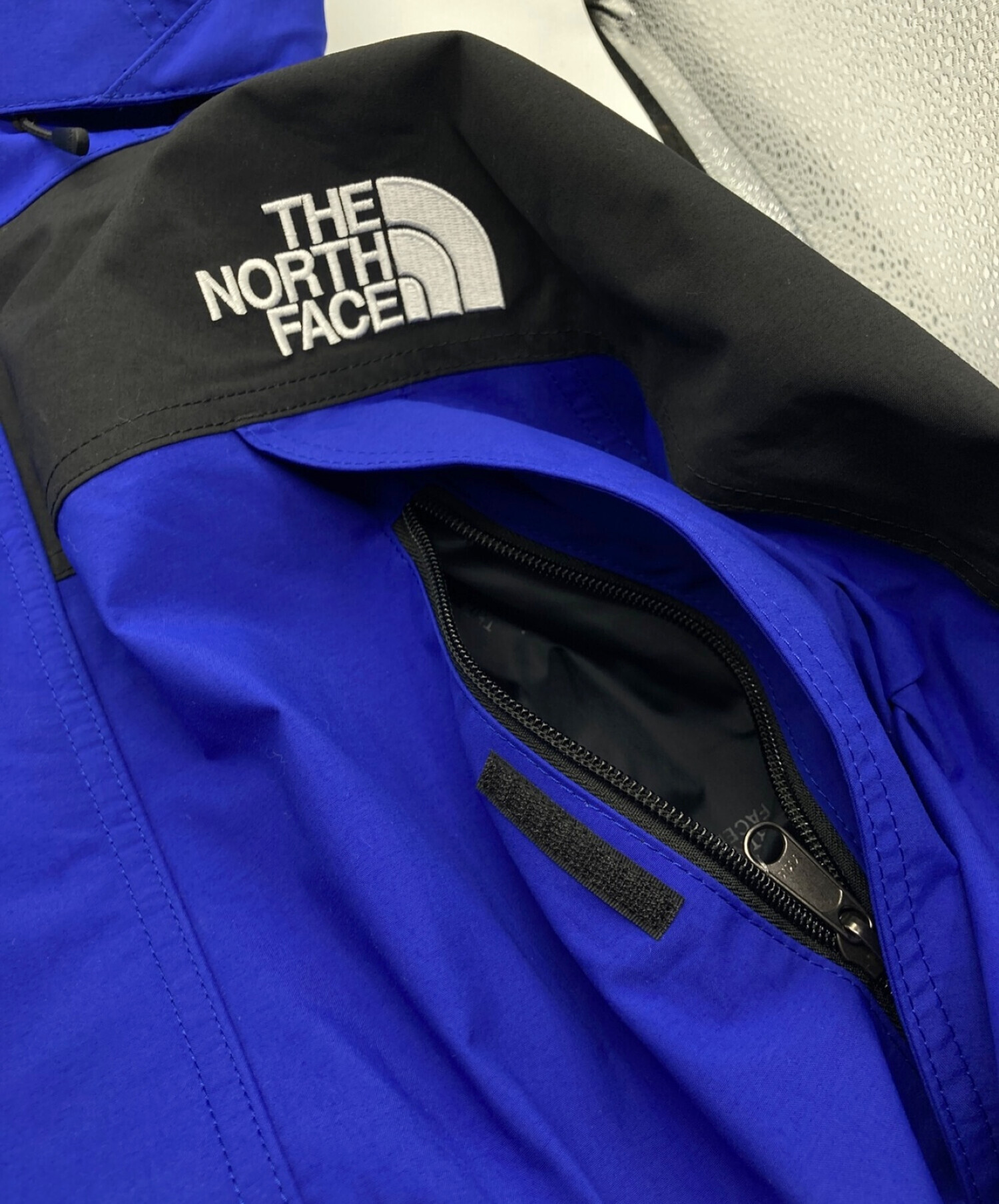 THE NORTH FACE (ザ ノース フェイス) Mountain Light Jacket/マウンテンライトジャケット ラピスブルー  サイズ:L 未使用品