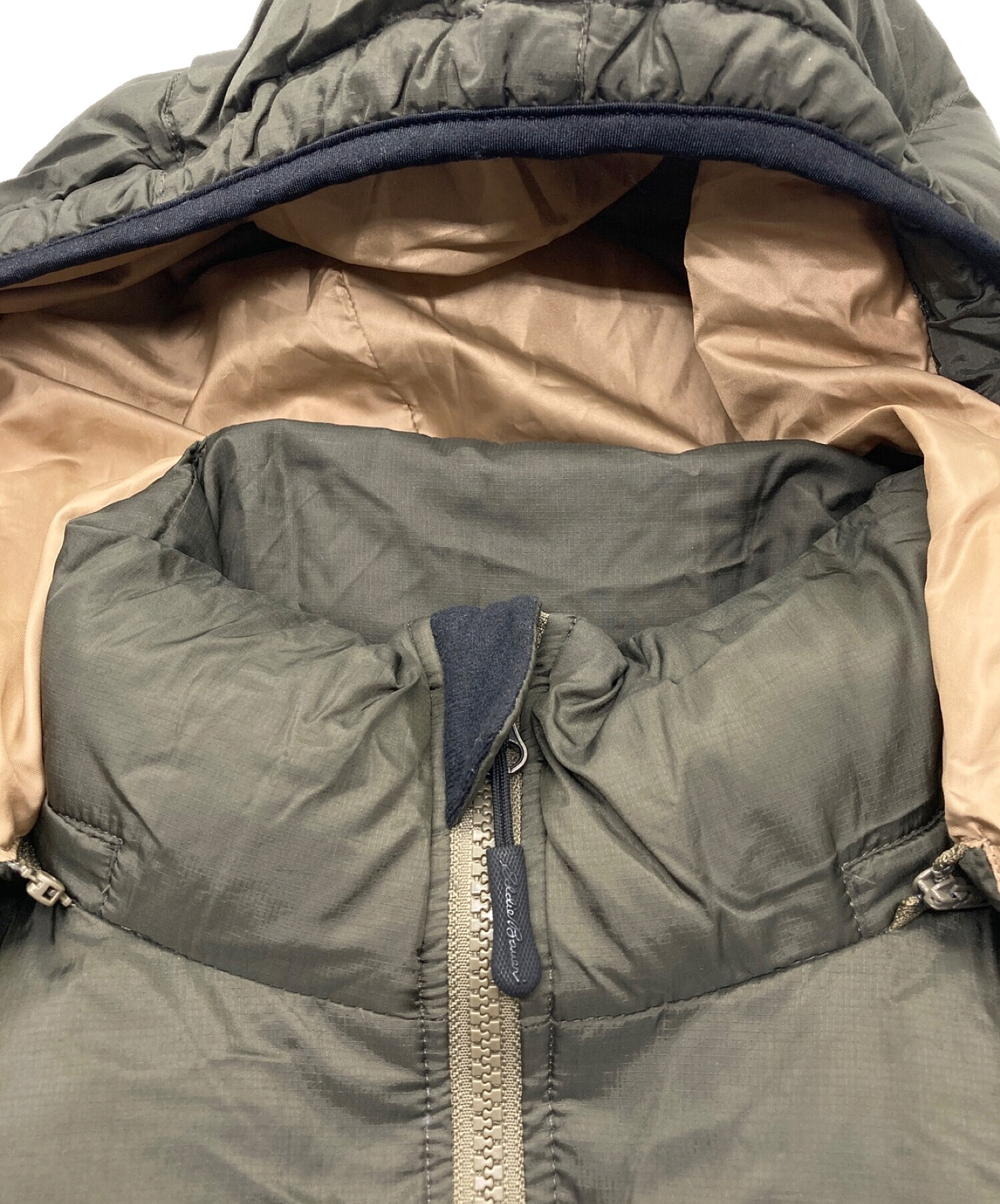 中古・古着通販】Eddie Bauer (エディーバウアー) ダウンジャケット オリーブ サイズ:M｜ブランド・古着通販 トレファク公式【TREFAC  FASHION】スマホサイト