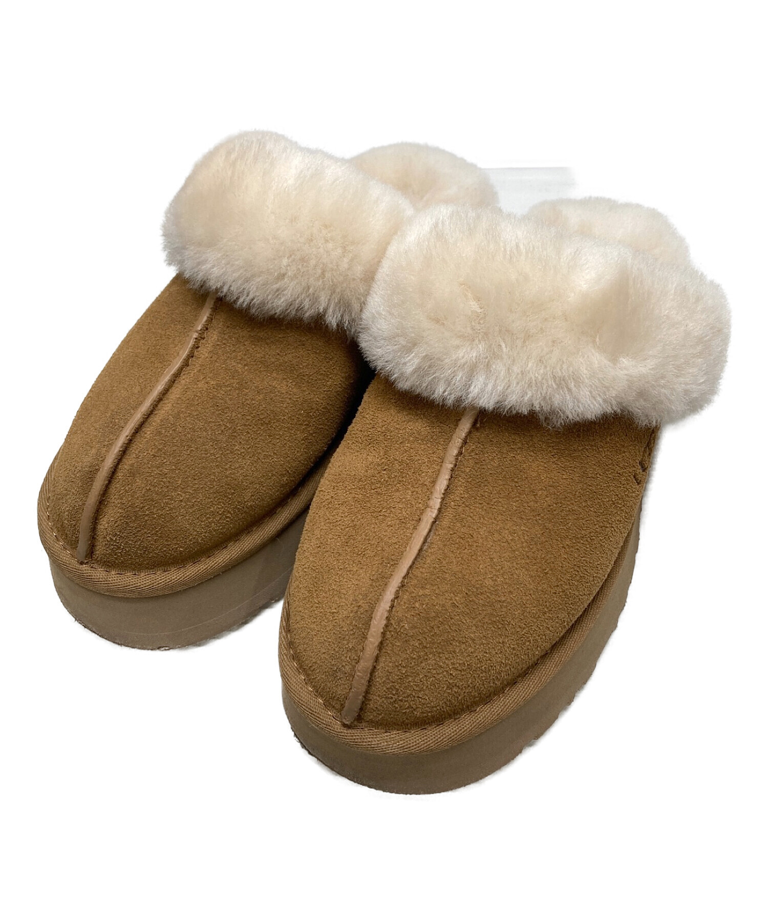 UGG (アグ) ディスケット シューズ ベージュ サイズ:24cm