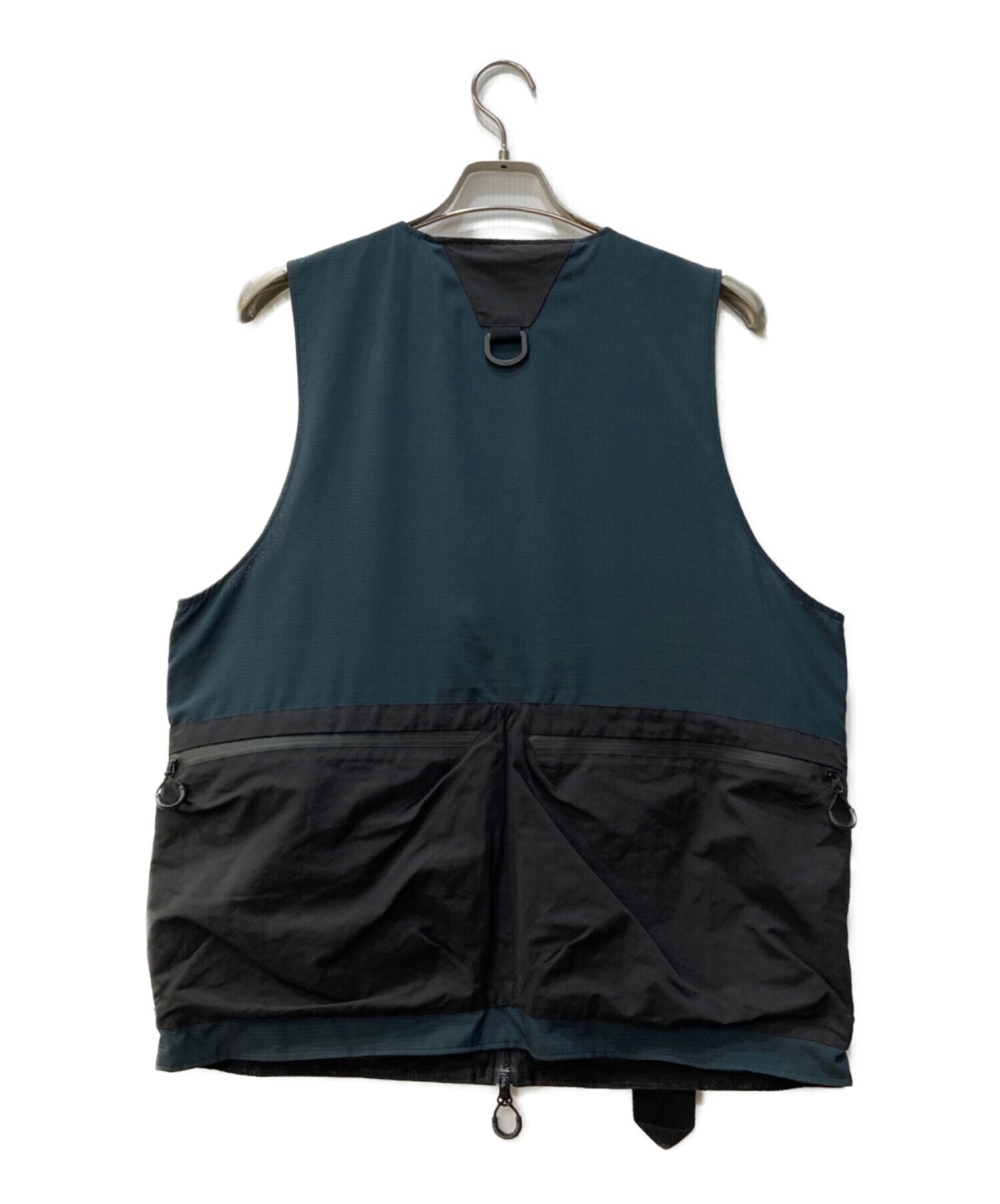 中古・古着通販】CMF OUTDOOR GARMENT (シーエムエフ アウトドアガーメント) OVERLAY VEST ブラック  サイズ:表記なし｜ブランド・古着通販 トレファク公式【TREFAC FASHION】スマホサイト