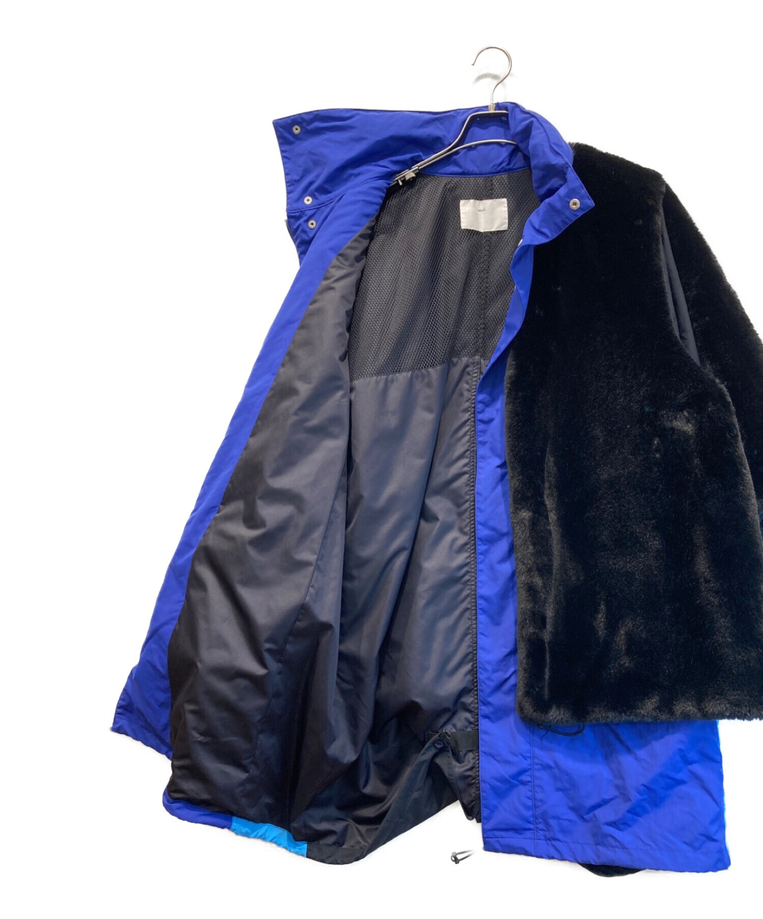 TOGA VIRILIS (トーガ ビリリース) ファーベストドッキングコート ブラック×ブルー サイズ:48