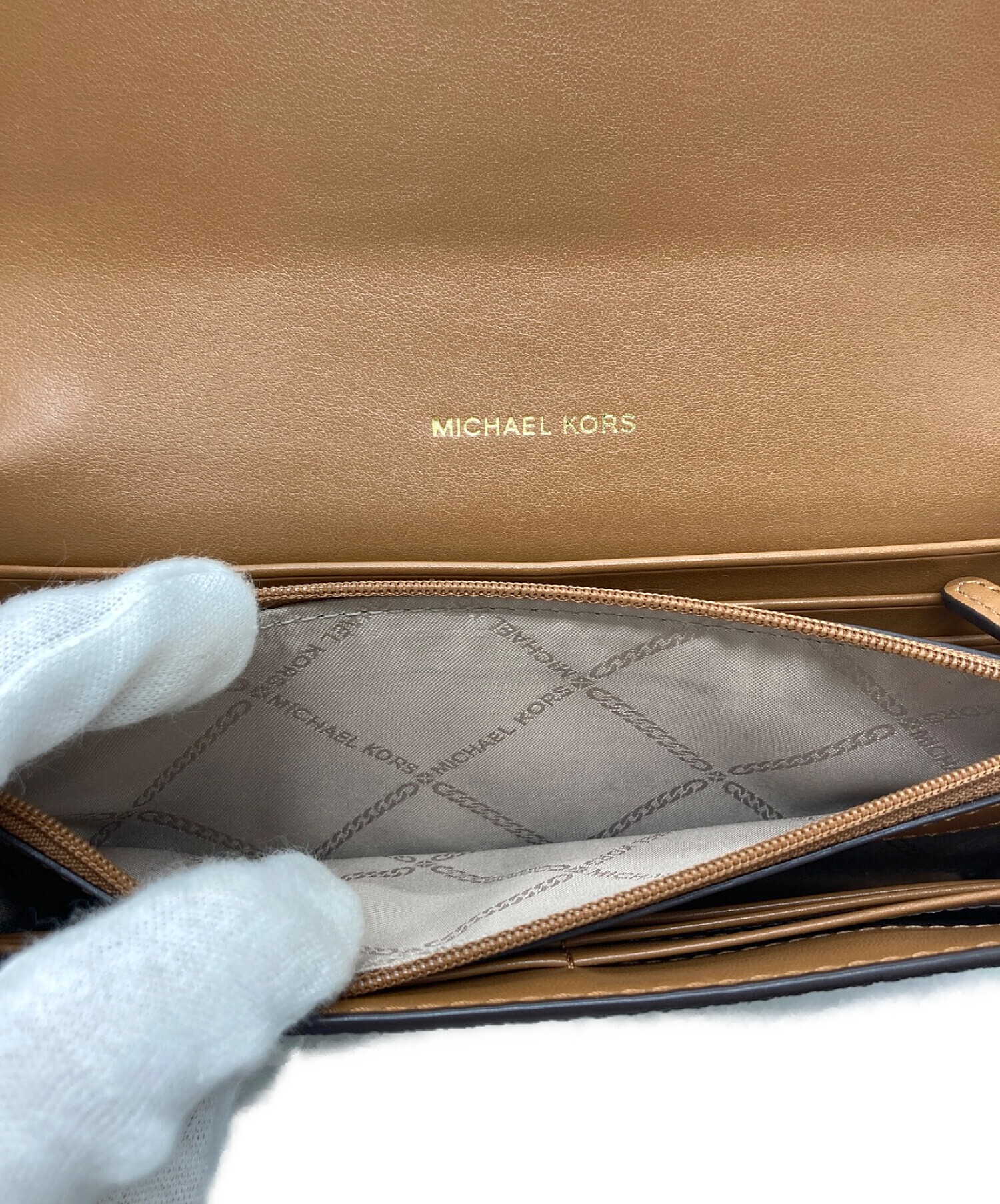 中古・古着通販】MICHAEL KORS (マイケルコース) フラップ長財布