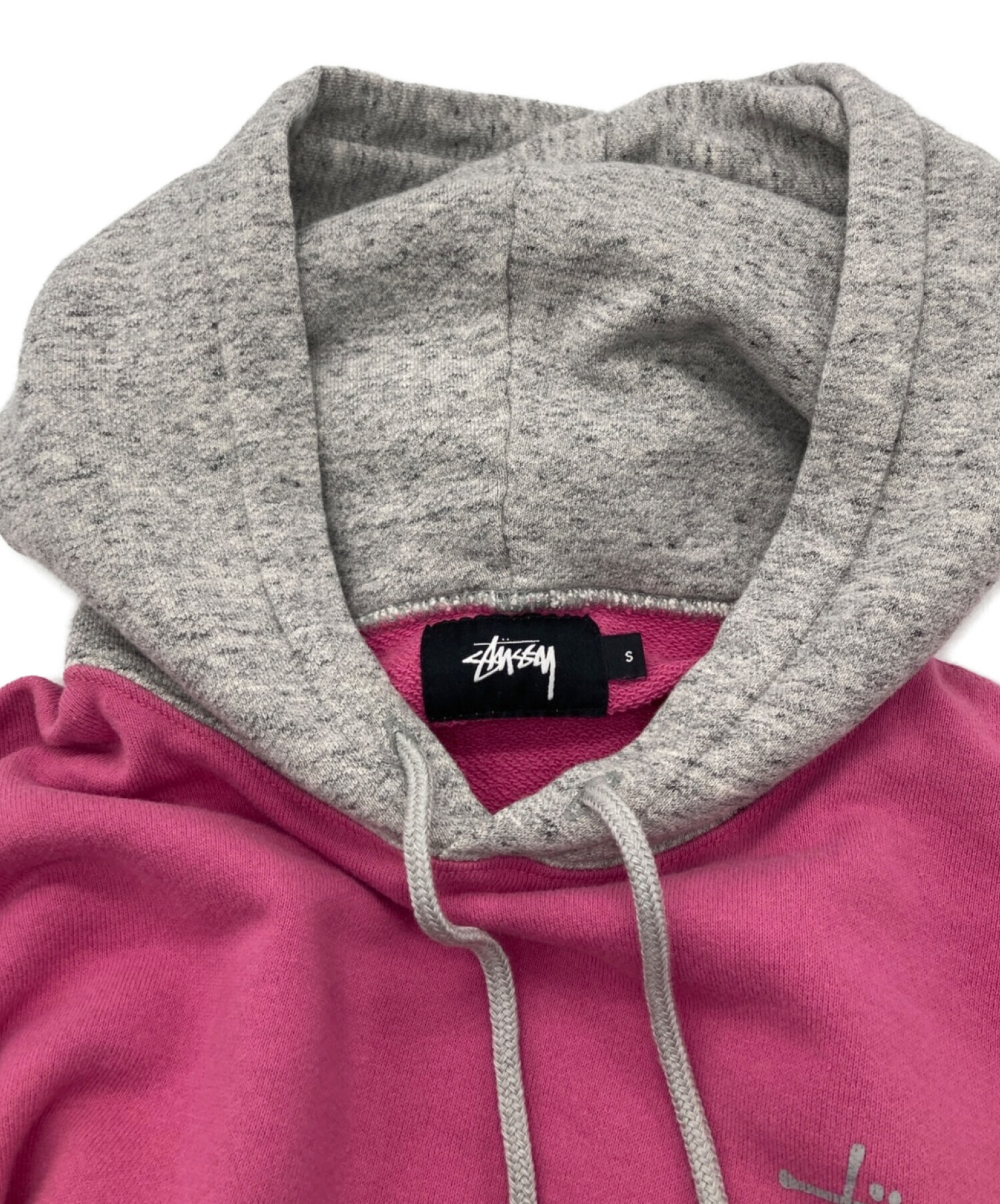 中古・古着通販】stussy (ステューシー) カットオフバイカラープルオーバーパーカー ピンク サイズ:S｜ブランド・古着通販  トレファク公式【TREFAC FASHION】スマホサイト