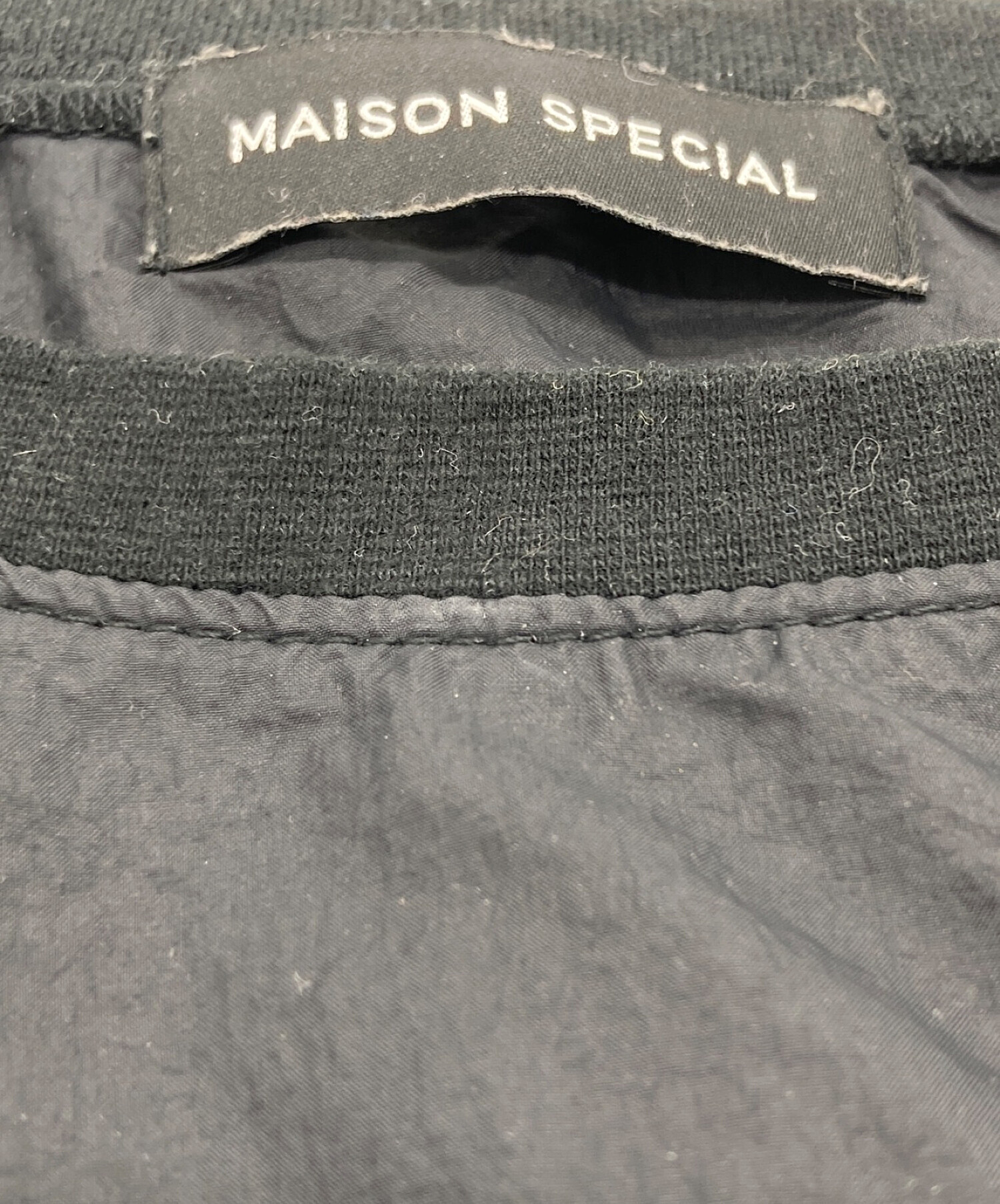 中古・古着通販】MAISON SPECIAL (メゾンスペシャル) サイドラインナイロントップス ブラック サイズ:SIZE  Free｜ブランド・古着通販 トレファク公式【TREFAC FASHION】スマホサイト