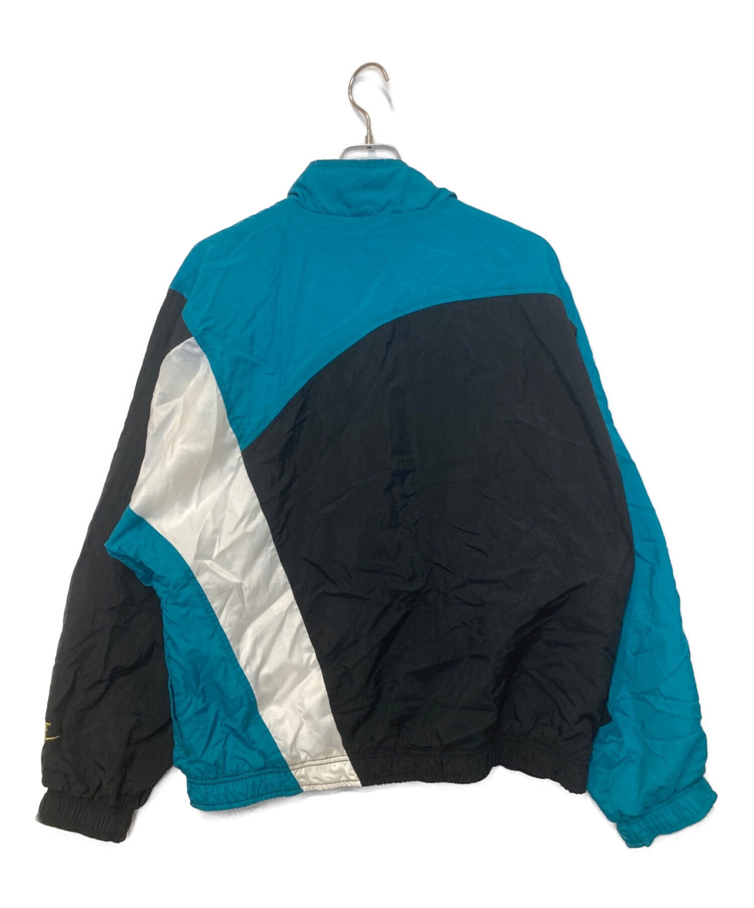 Champion 2025 windbreaker footlocker