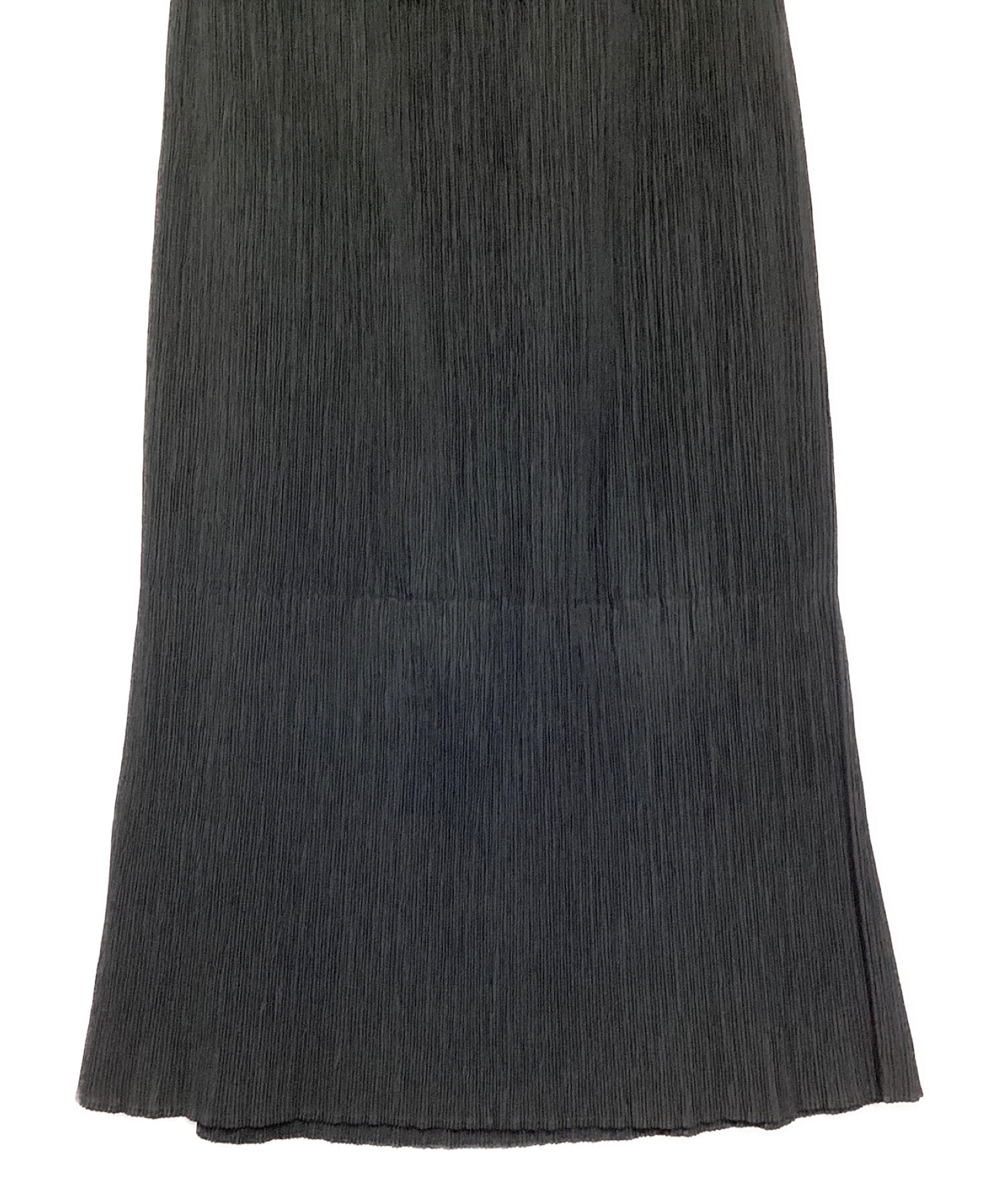 ISSEY MIYAKE (イッセイミヤケ) プリーツロングスカート ブラック サイズ:M