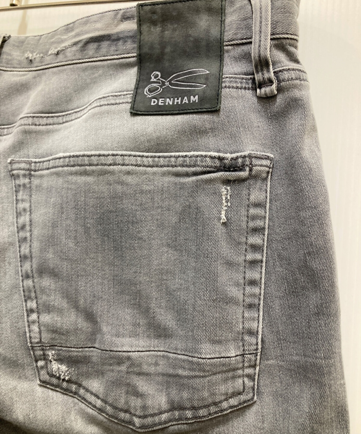 中古・古着通販】Denham (デンハム) デニムパンツ グレー サイズ:W36