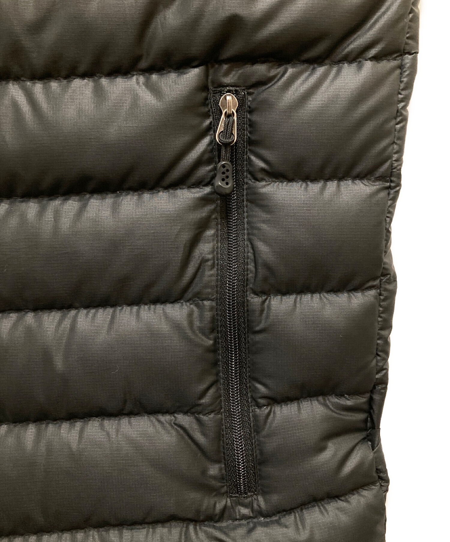 中古・古着通販】Patagonia (パタゴニア) ダウンベスト ブラック