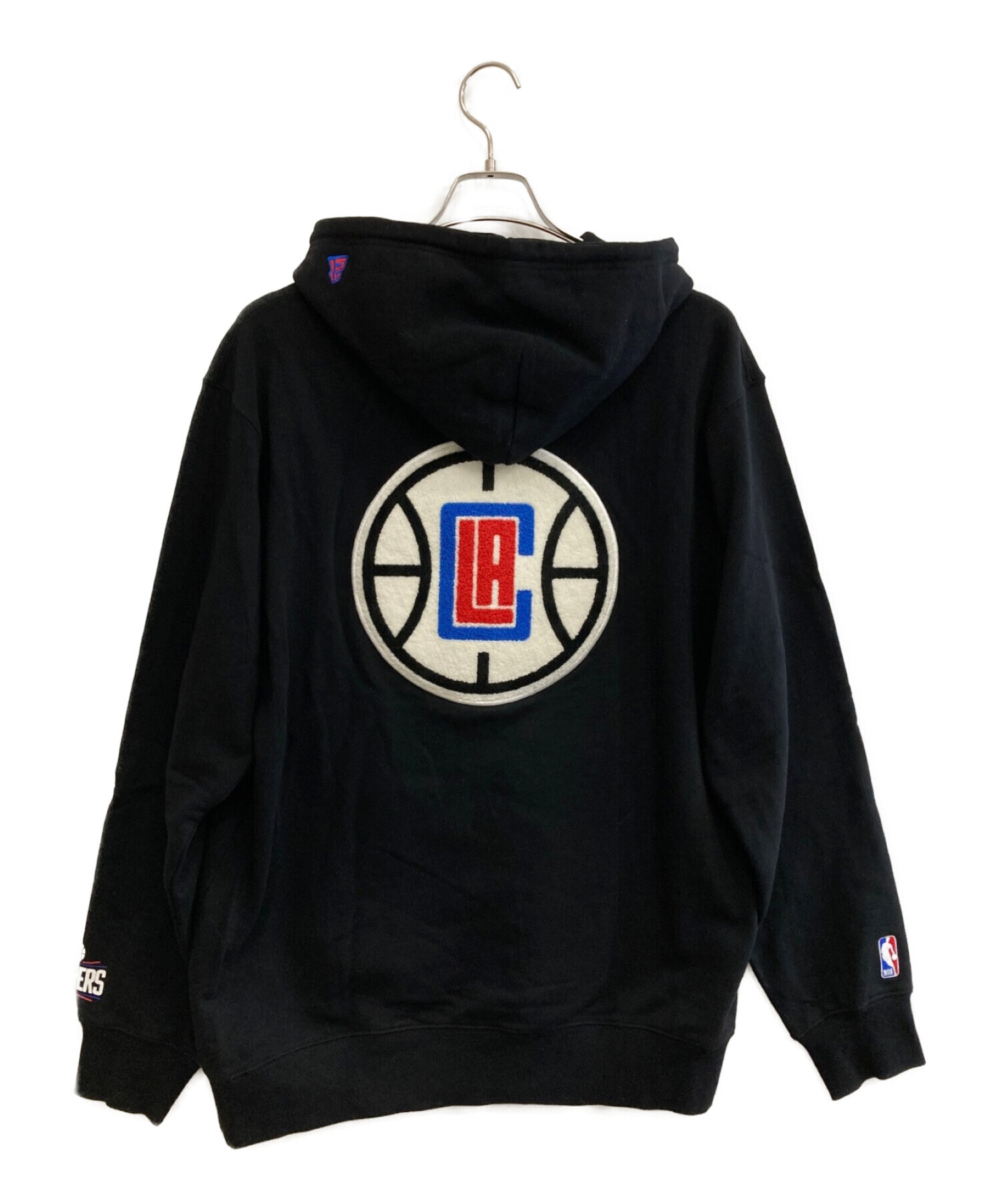 X-LARGE (エクストララージ) New Era (ニューエラ) NBA (エヌビーエー) CLIPPERS MIX LOGO PULLOVER  HOODED SWEAT ブラック サイズ:ＸＬ