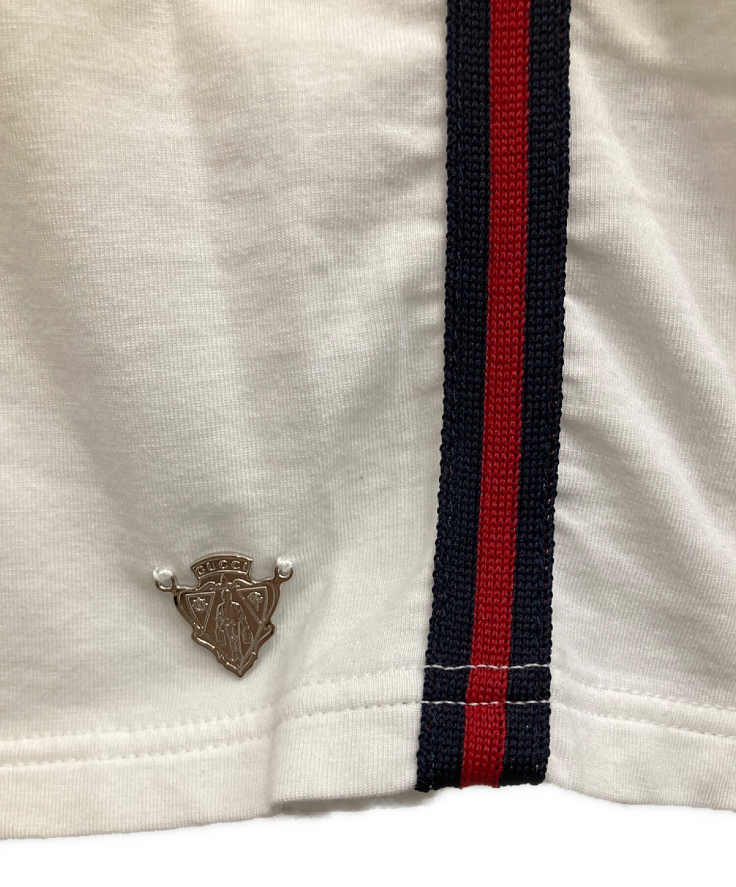 中古・古着通販】GUCCI (グッチ) クレスト装飾Tシャツ ホワイト サイズ