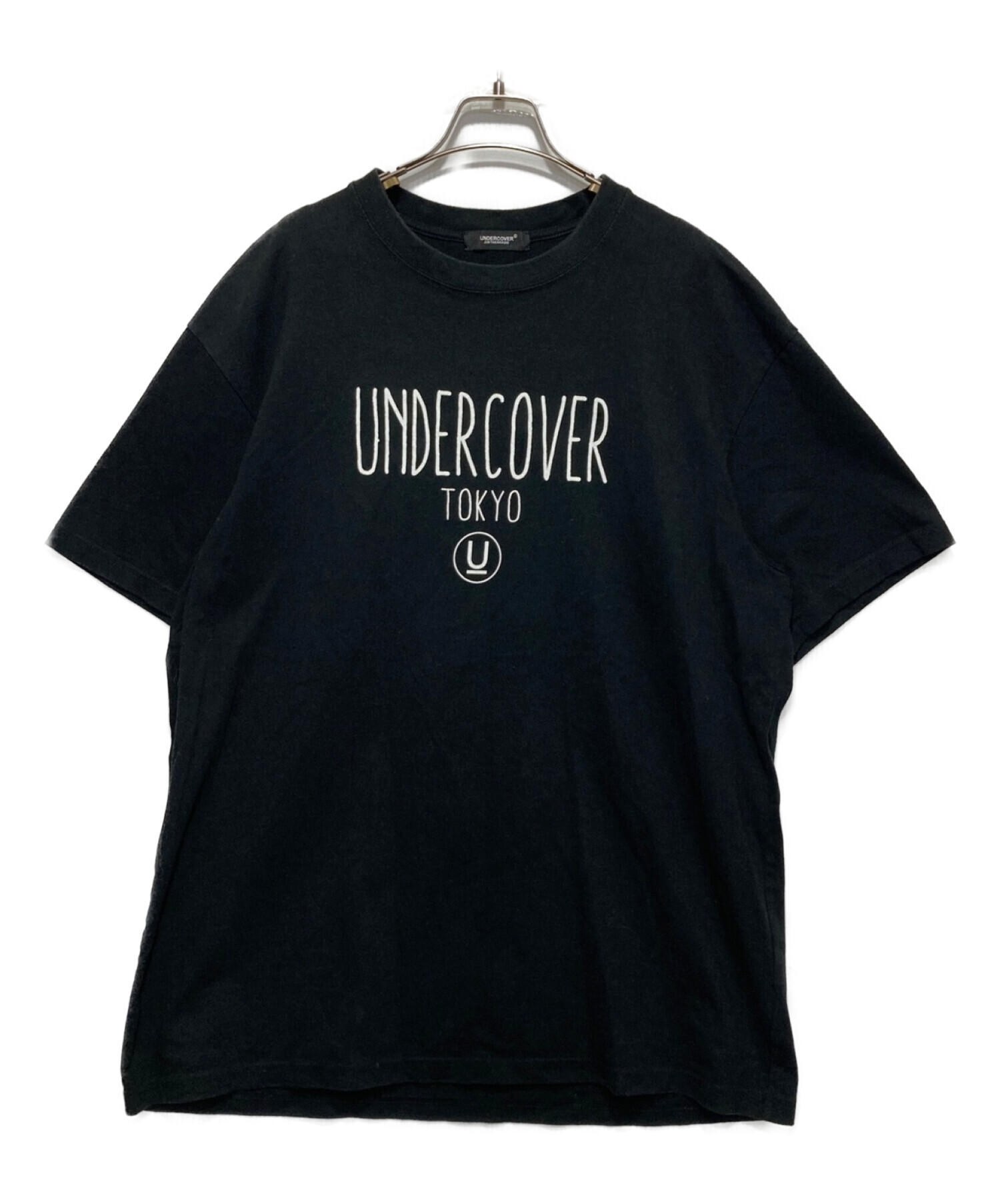 UNDERCOVER (アンダーカバー) ロゴプリントTシャツ ブラック サイズ:４