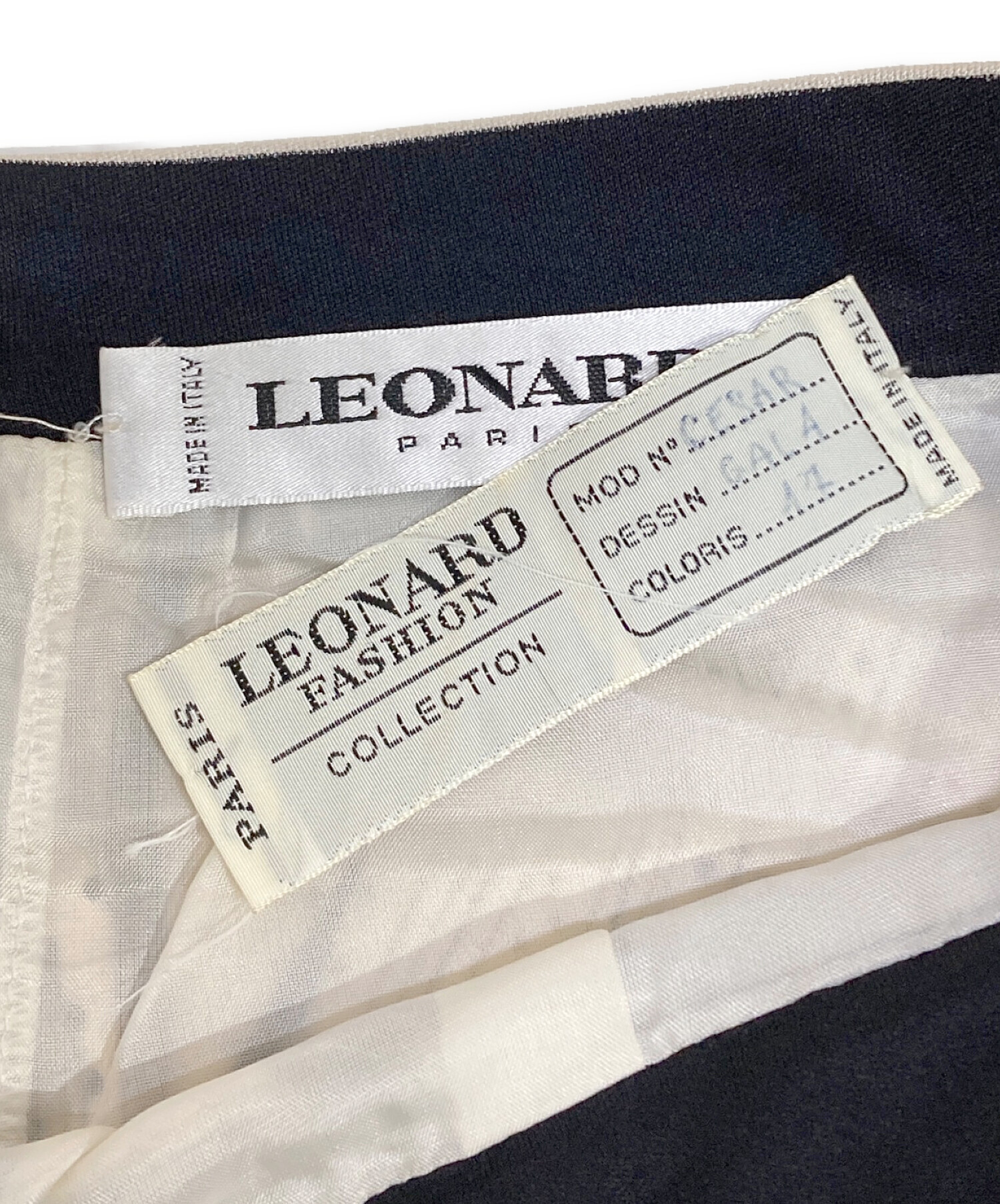 LEONARD (レオナール) 総柄スカート ブラック×ベージュ サイズ:1