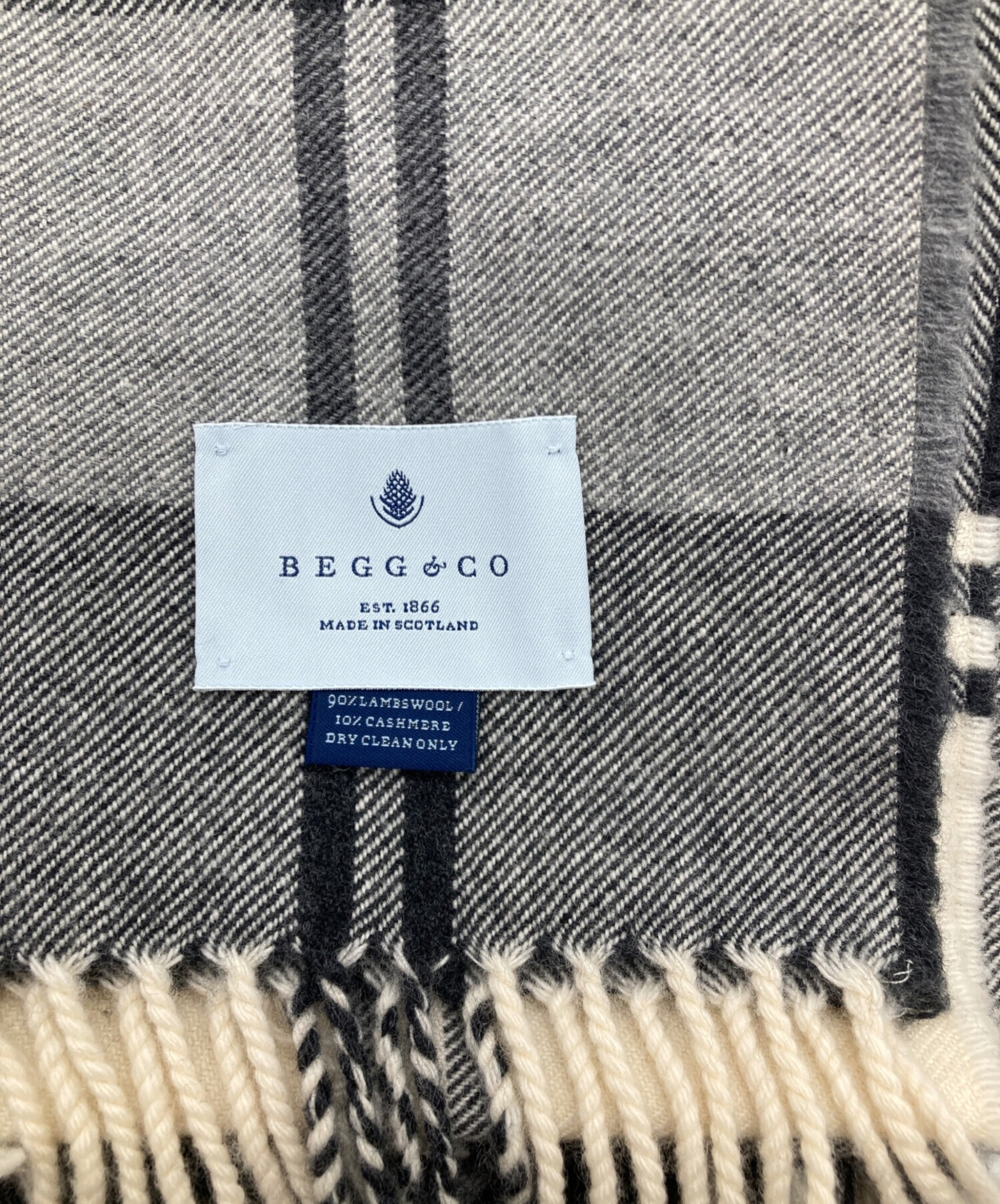 中古・古着通販】Begg & Co (ベグアンドコー) カシミヤ混ストール グレー×ホワイト｜ブランド・古着通販 トレファク公式【TREFAC  FASHION】スマホサイト