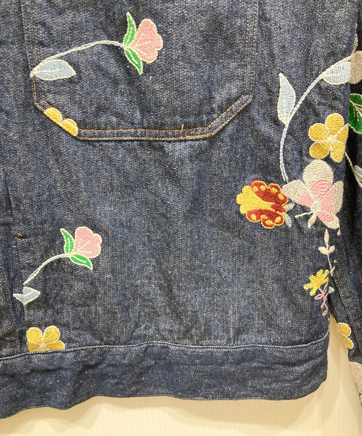 Engineered Garments (エンジニアド ガーメンツ) FLORAL EMBROIDERY TRUCKER JACKET フラワー刺繍  トラッカー デニムジャケット インディゴ サイズ:M 未使用品