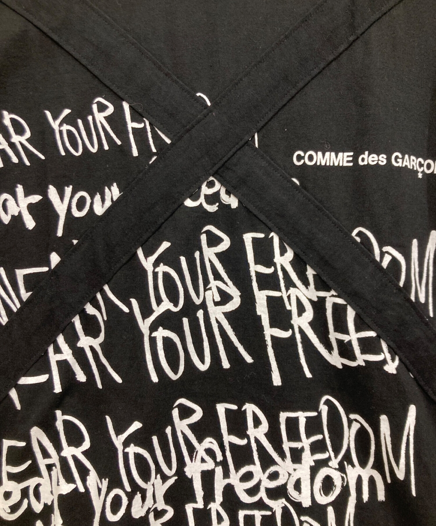 COMME des GARCONS (コムデギャルソン) メッセージグラフィックTシャツ ブラック サイズ:S