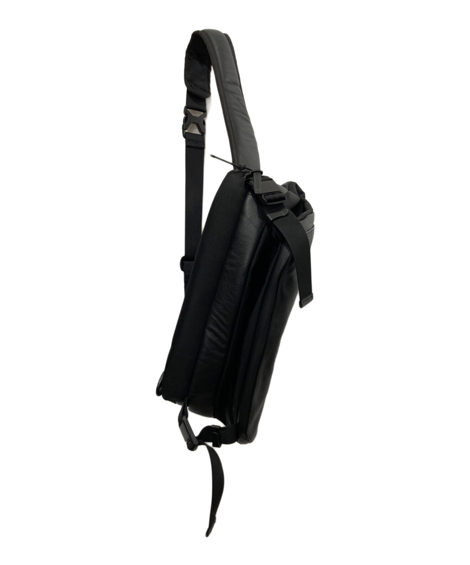 BROSKI and SUPPLY (ブロスキーアンドサプライ) Adjust big sling bag ブラック