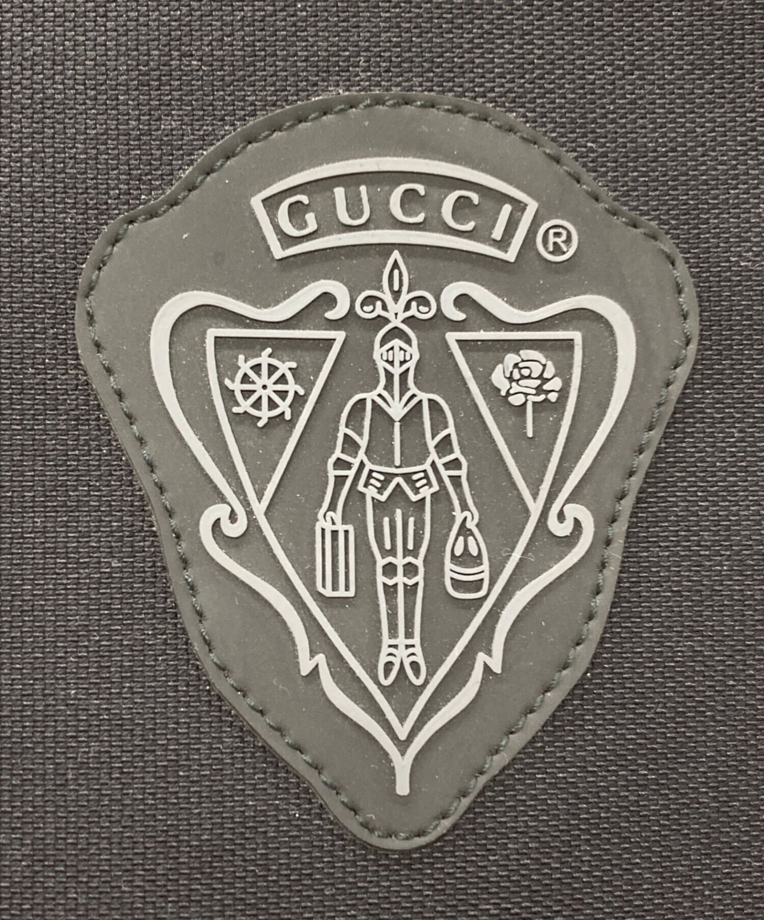 中古・古着通販】GUCCI (グッチ) クレストメッセンジャーバッグ ブラック｜ブランド・古着通販 トレファク公式【TREFAC  FASHION】スマホサイト