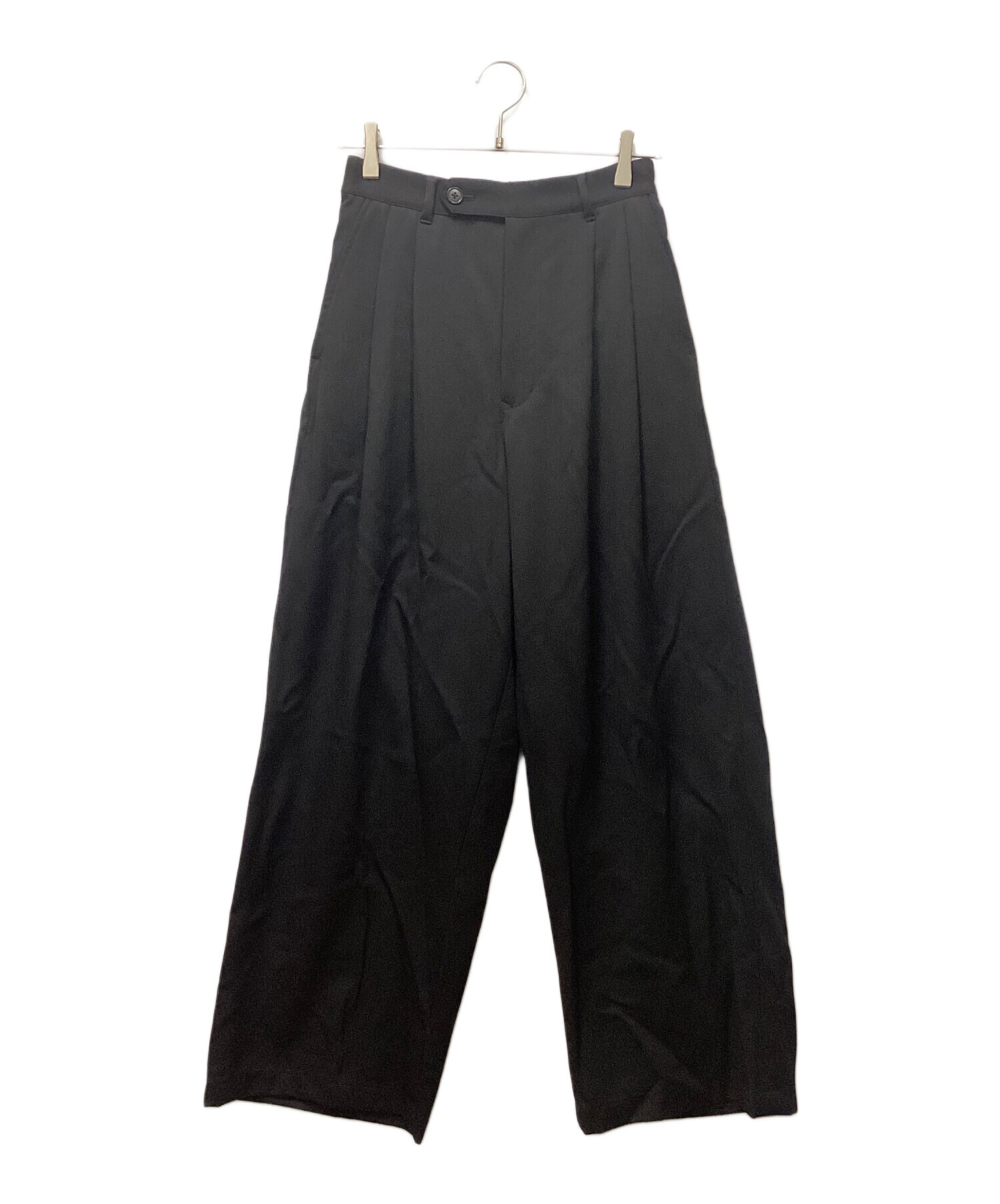 中古・古着通販】juha (ユハ) 2TUCK WIDE EASY PANTS/2タックイージーパンツ ブラック サイズ:3｜ブランド・古着通販  トレファク公式【TREFAC FASHION】スマホサイト