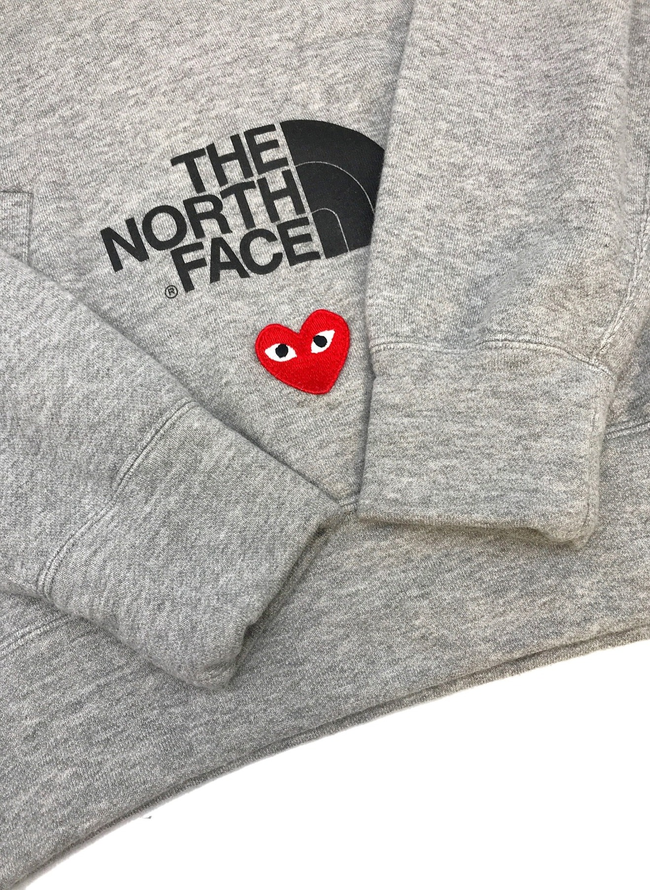 PLAY COMME des GARCONS×THE NORTH FACE (プレイコムデギャルソン×ザノースフェイス) プルオーバーパーカー グレー  サイズ:L