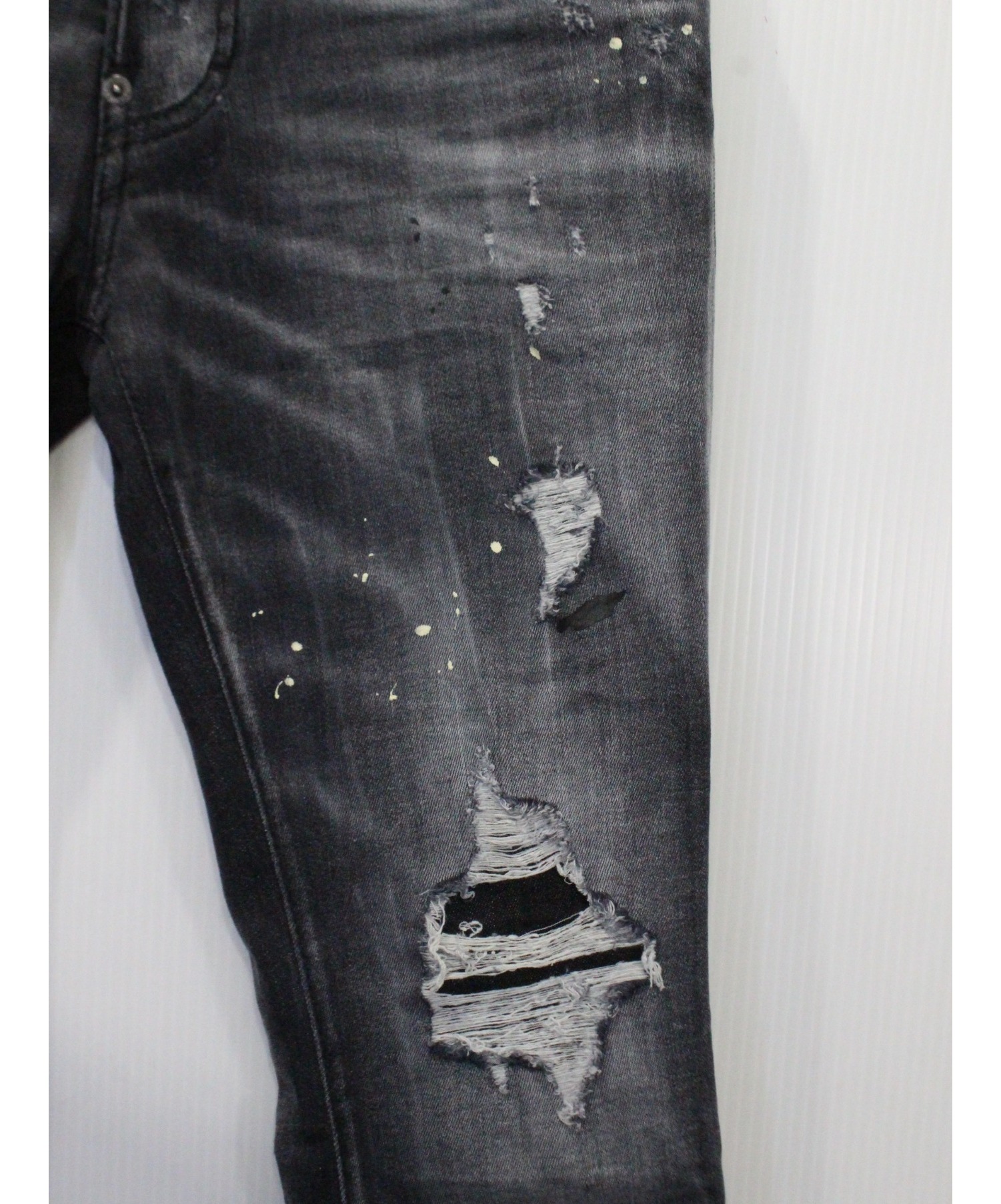 2022特集 【中古】DSQUARED2 ｢TRASH BLACK WASH SUPER TWINKY JEAN