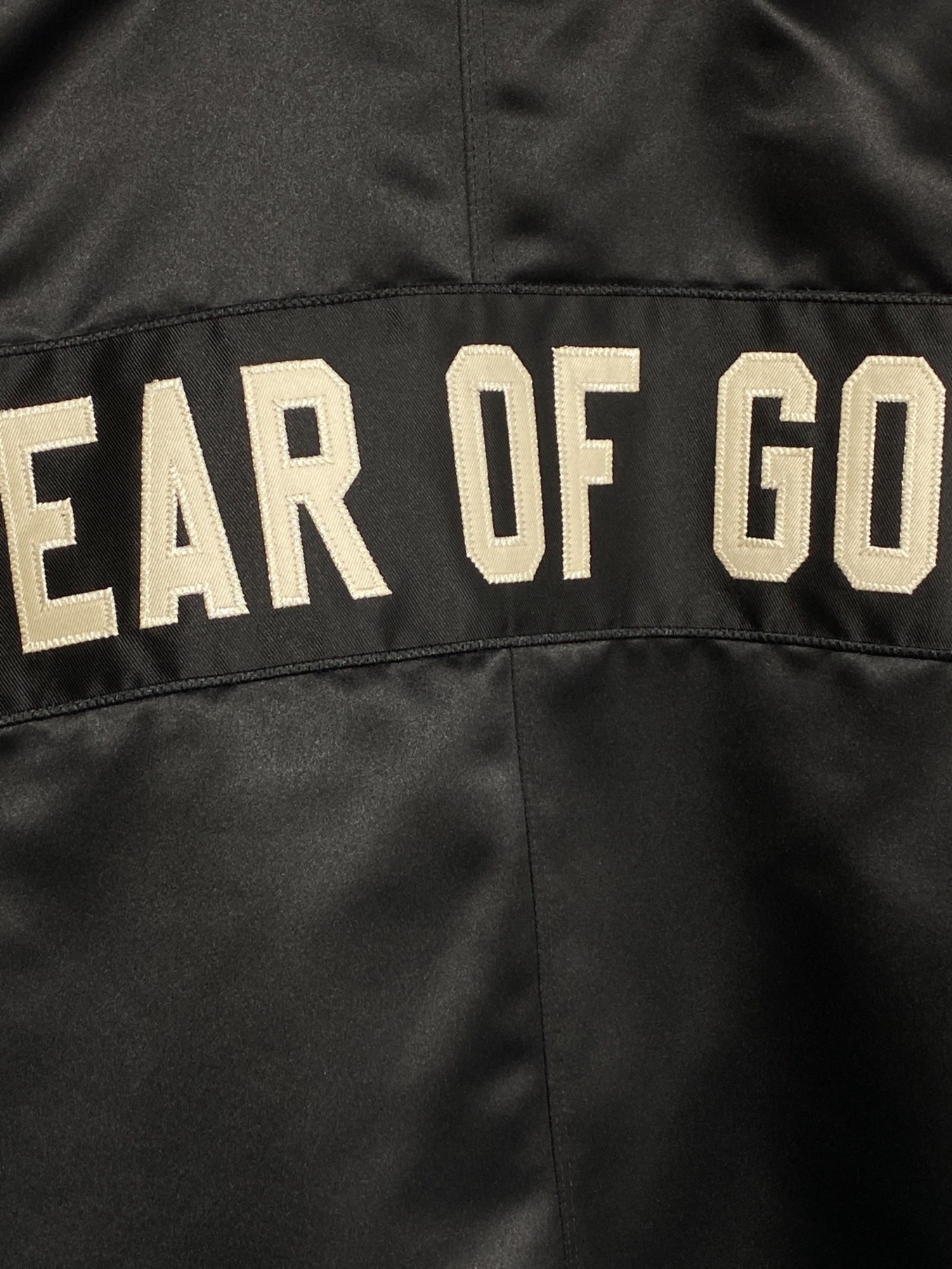 Fear Of God (フィア・オブ・ゴッド) バックロゴハーフジップサテンジャケット ブラック サイズ:L