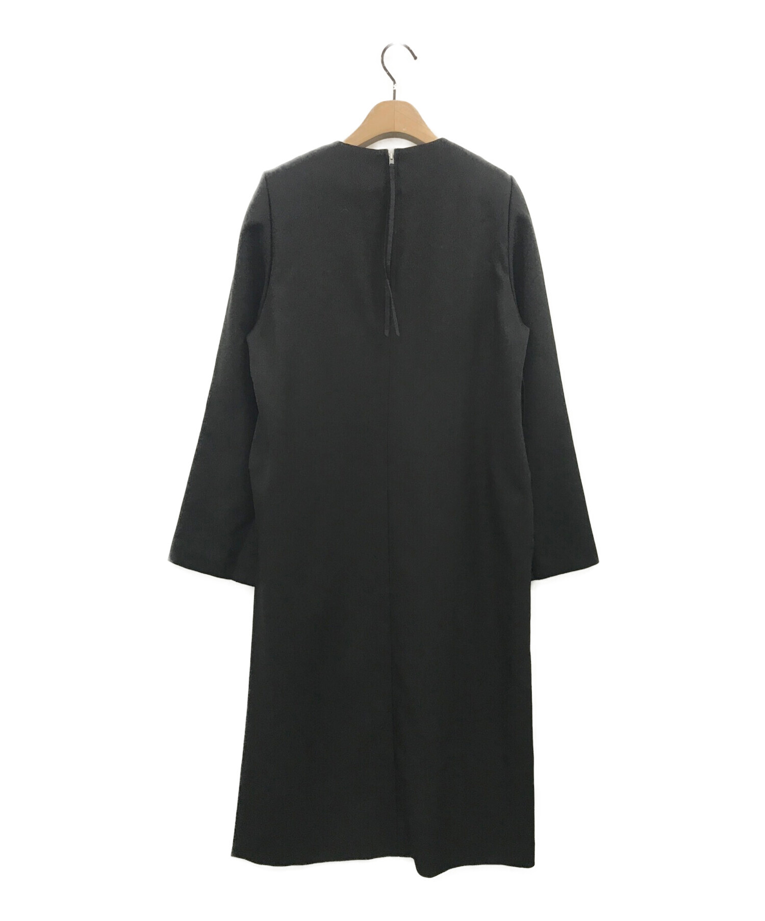 HYKE (ハイク) ECOCYCLE BELL SLEEVE DRESS ブラック サイズ:1
