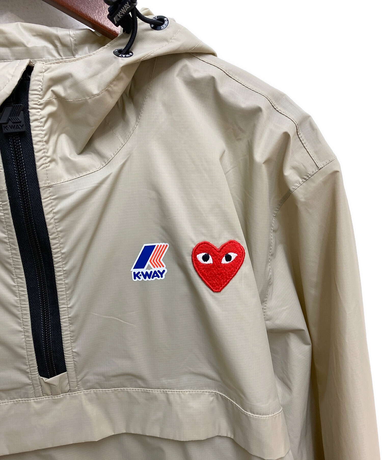 K-way×PLAY COMME des GARCONS (カーウェイ×プレイ コムデギャルソン) ハーフジップアノラックジャケット ベージュ  サイズ:L