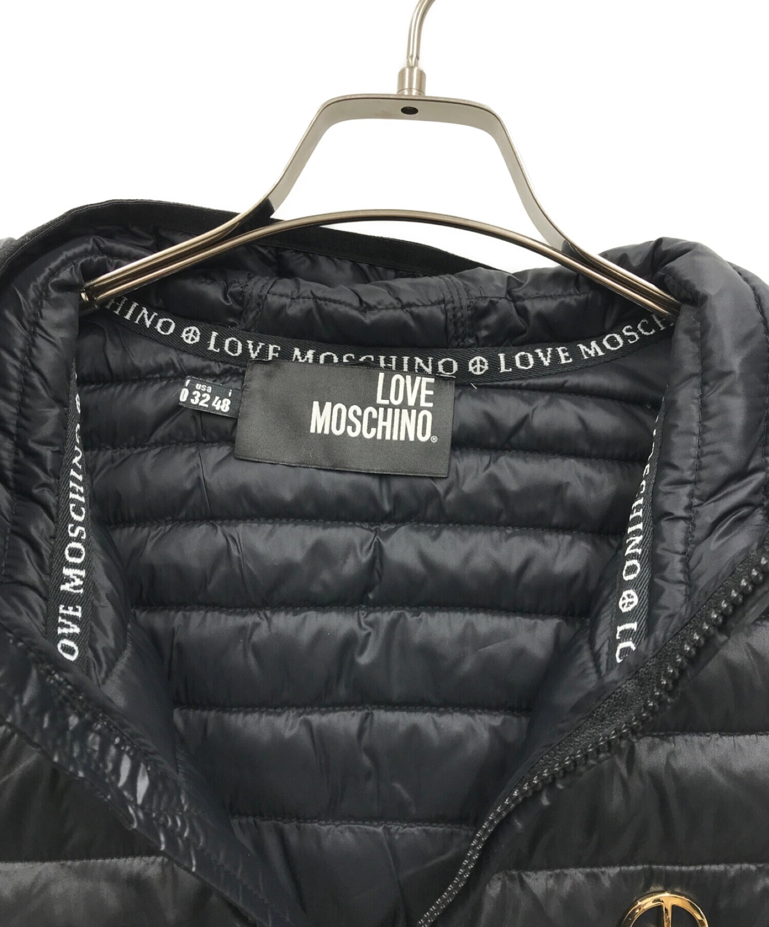 中古・古着通販】LOVE MOSCHINO (ラブモスキーノ) 中綿ベスト ブラック