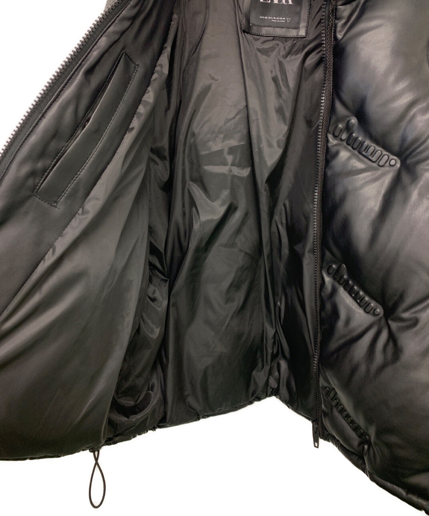 ZARA (ザラ) エンボス フェイクレザーパフジャケット ブラック サイズ:L-XL