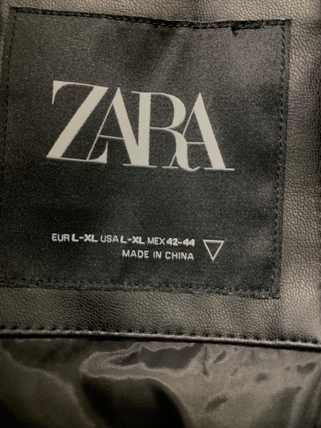 中古・古着通販】ZARA (ザラ) エンボス フェイクレザーパフジャケット