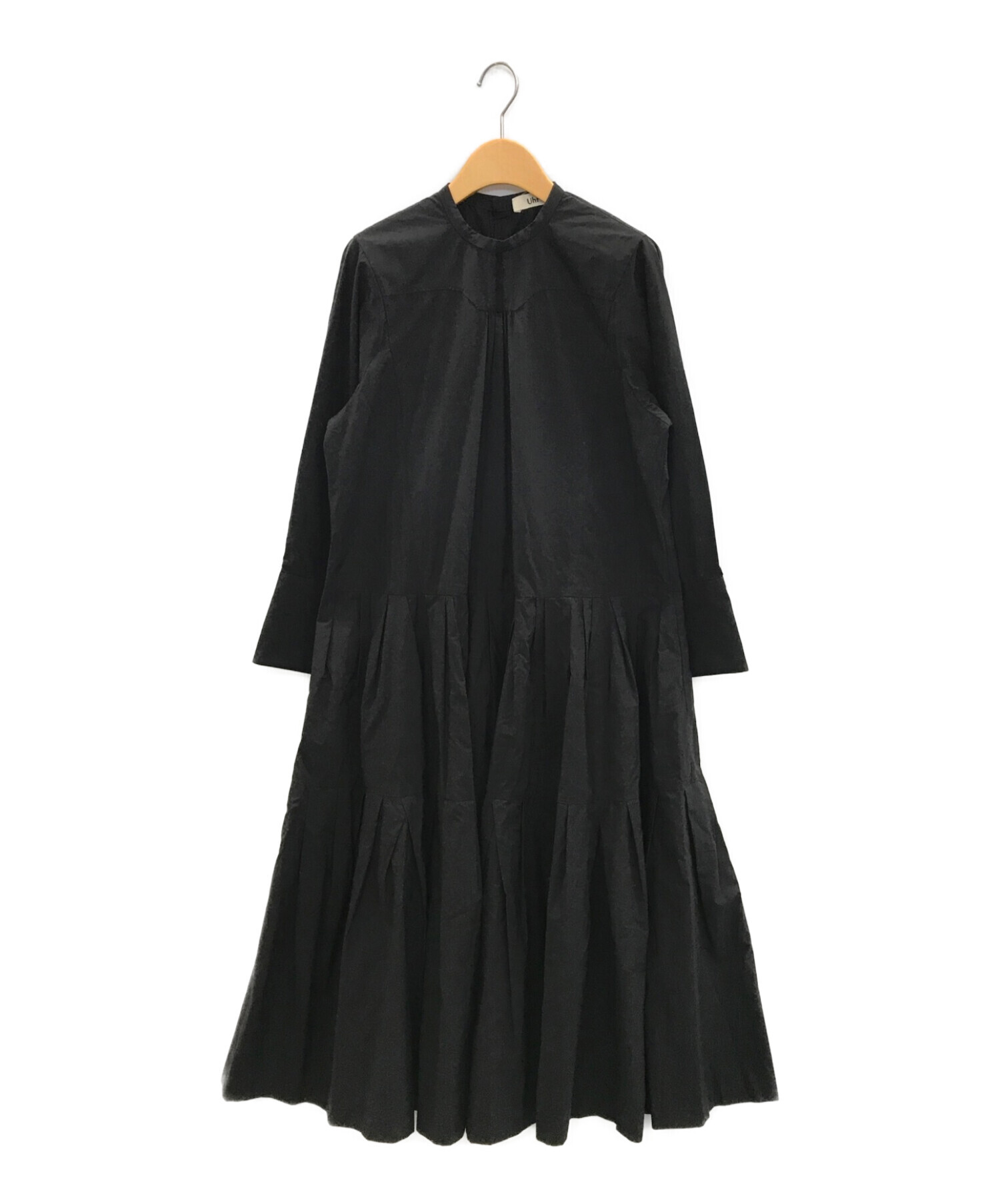 中古・古着通販】Uhr (ウーア) Multi Pleated Dress ブラック