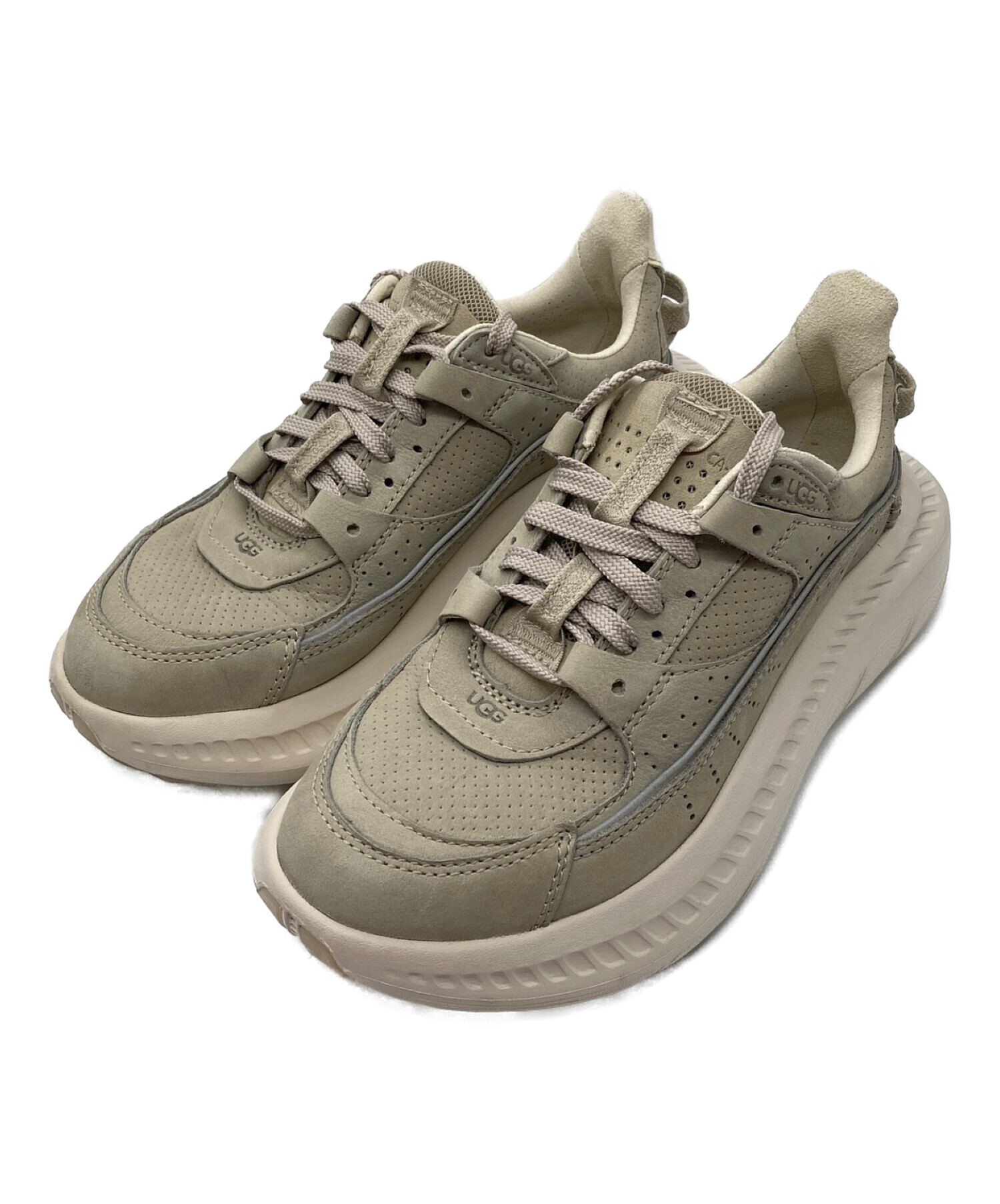 UGG (アグ) CA805 V2 Nubuck グレー サイズ:23.5