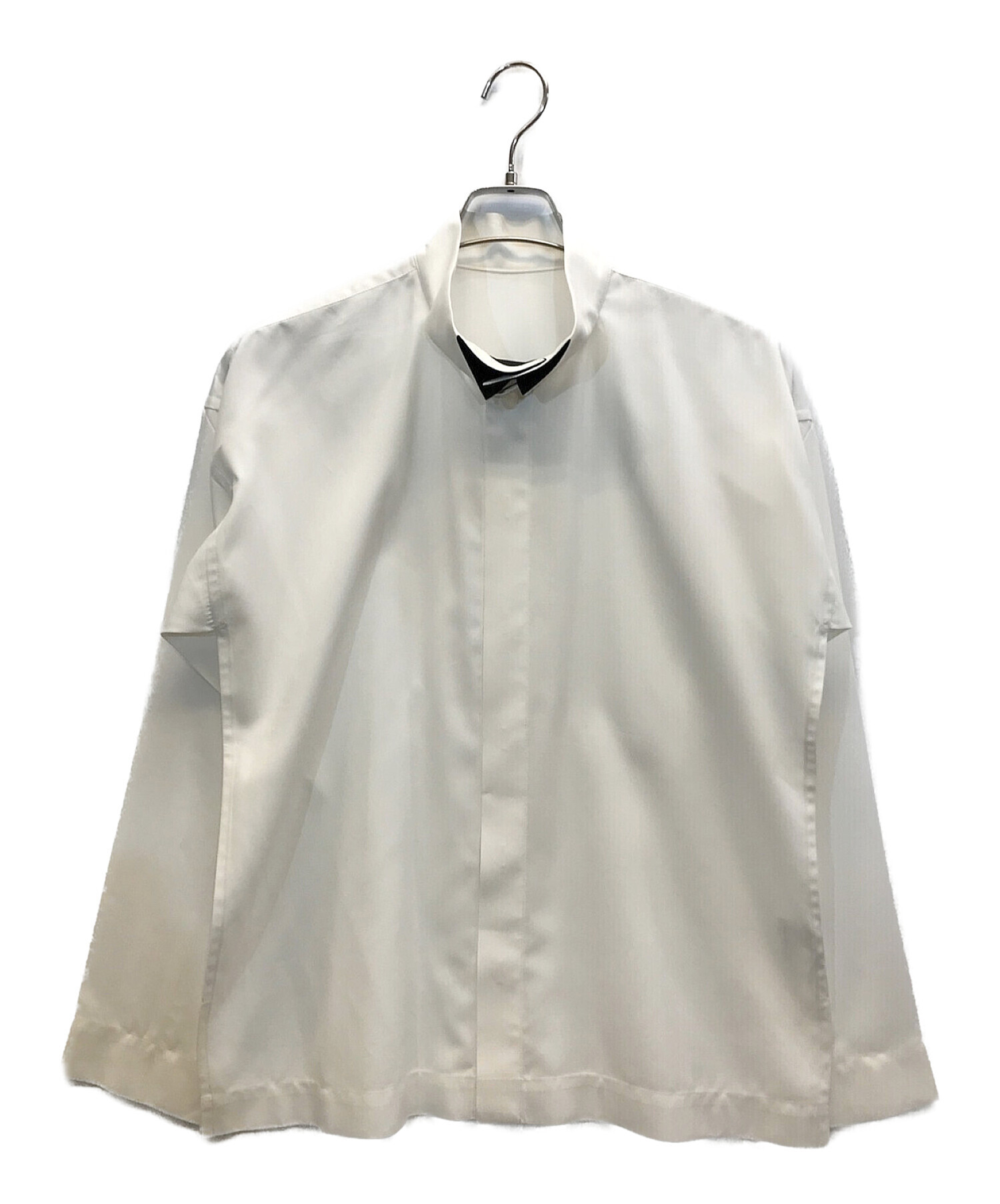 HOMME PLISSE ISSEY MIYAKE (オムプリッセ イッセイミヤケ) 変形カラー平面長袖シャツ ホワイト サイズ:2