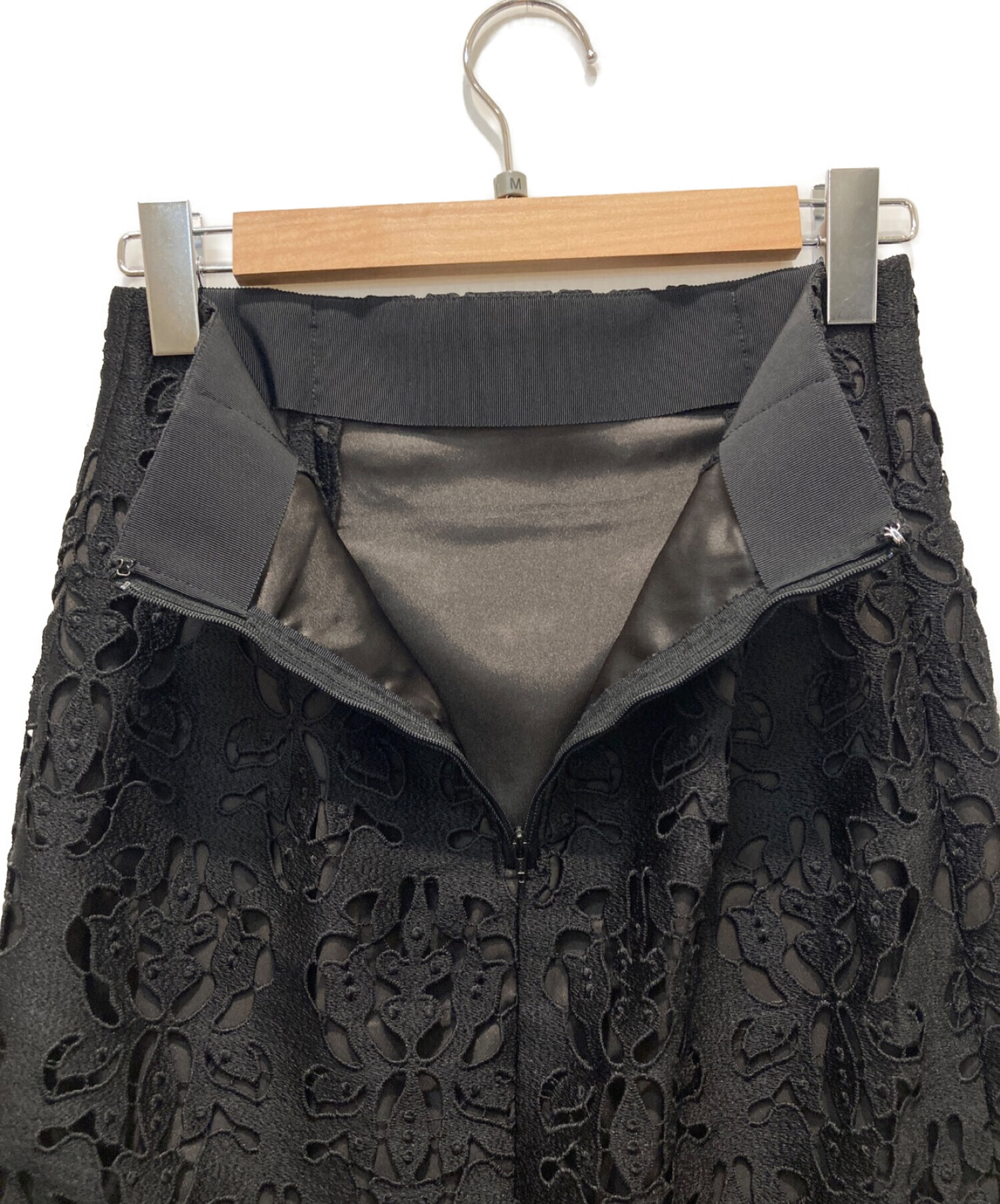 ANAYI (アナイ) シルエットモチーフレースタイトスカート ブラック サイズ:38