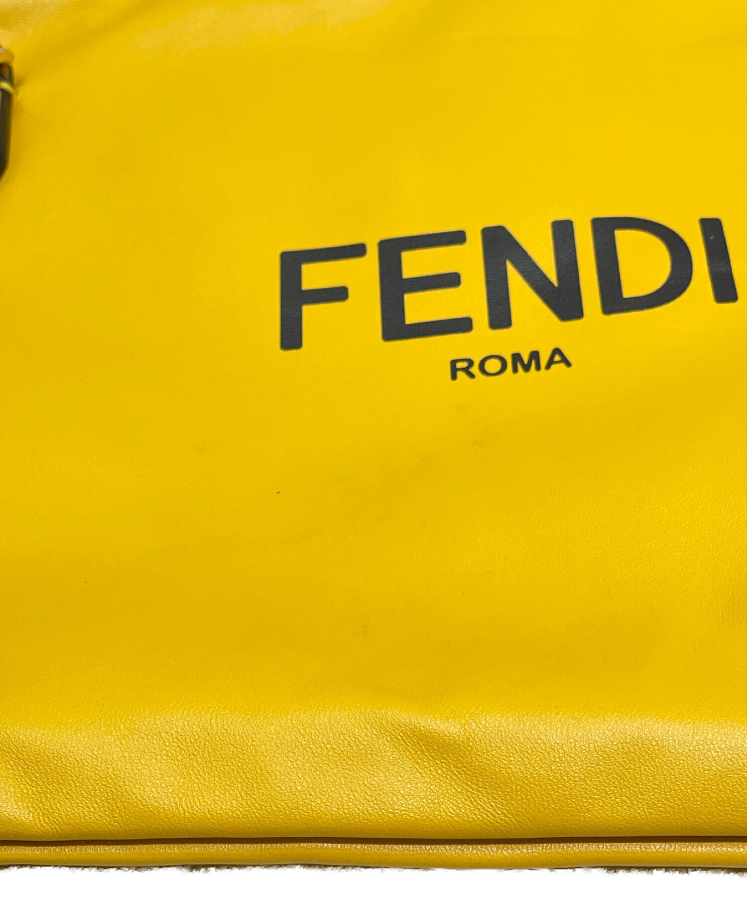 FENDI フェンディ ショルダー クラッチ バッグ ロゴ イエロー - バッグ 