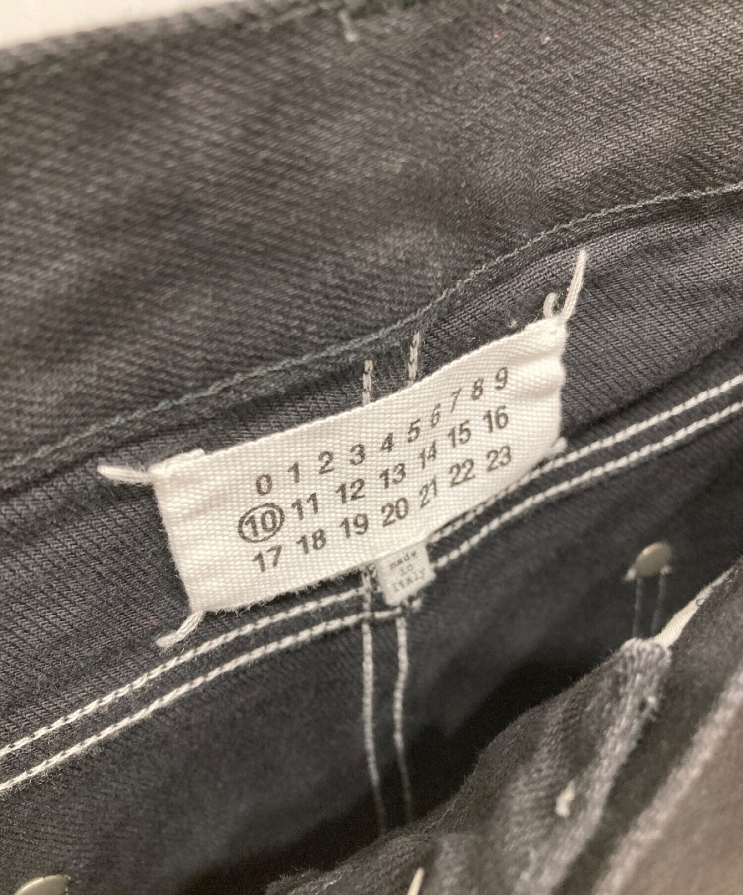 中古・古着通販】Maison Margiela (メゾンマルジェラ) 18SS STEREOTYPE スリムフィットストレッチデニムパンツ  S50LA0100 ブラック サイズ:30｜ブランド・古着通販 トレファク公式【TREFAC FASHION】スマホサイト