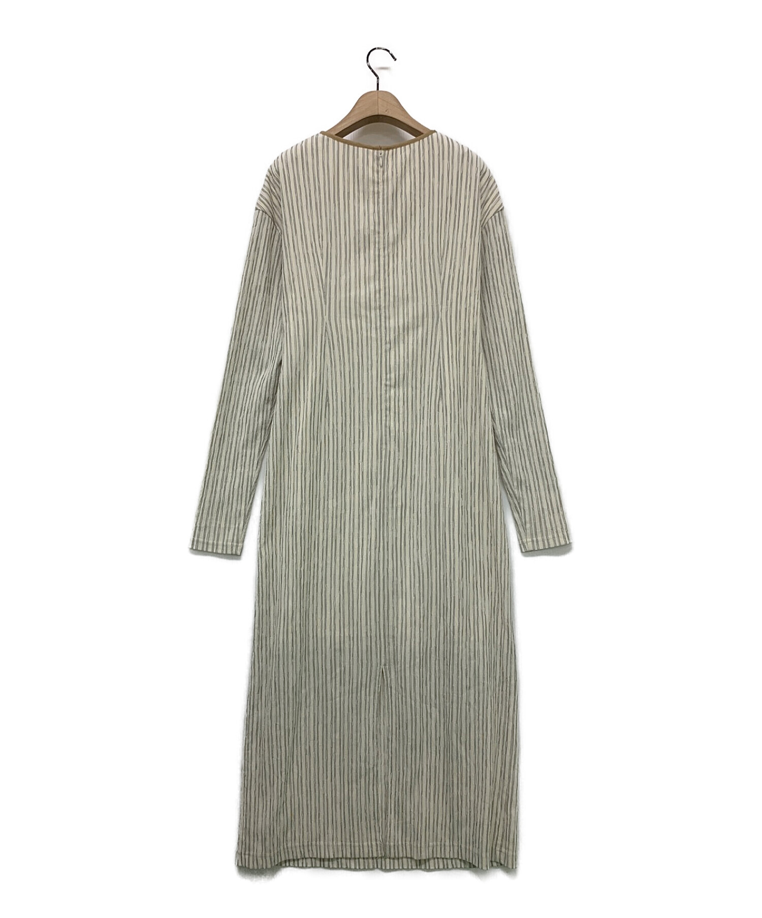 中古・古着通販】CLANE (クラネ) COTTON CREPE TUCK ONE PIECE