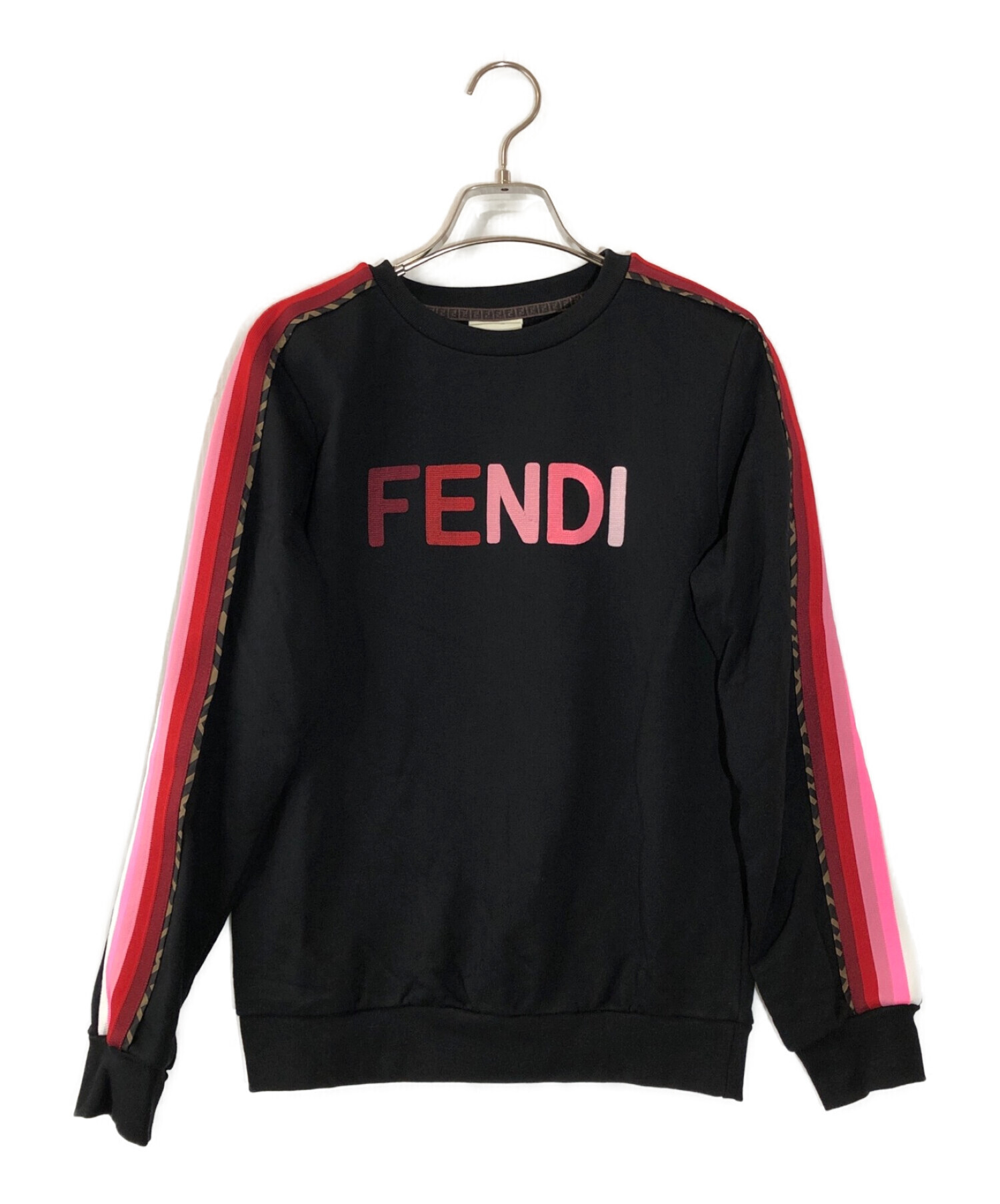 FENDI フェンディ ロゴスウェット