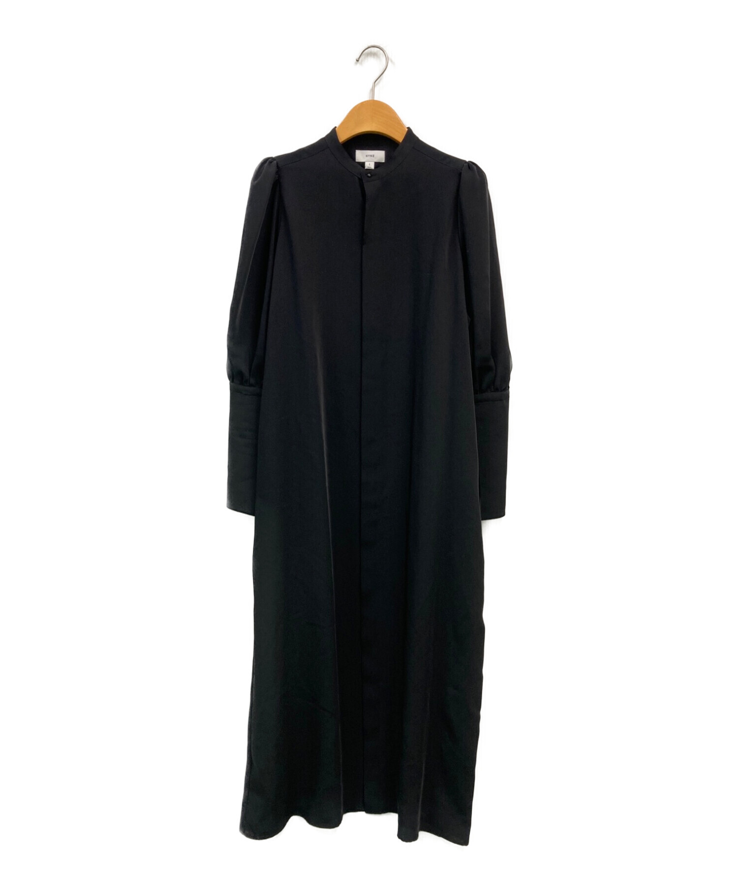 HYKE (ハイク) TWIST SATIN BALLOON SLEEVE DRESS ブラック サイズ:1