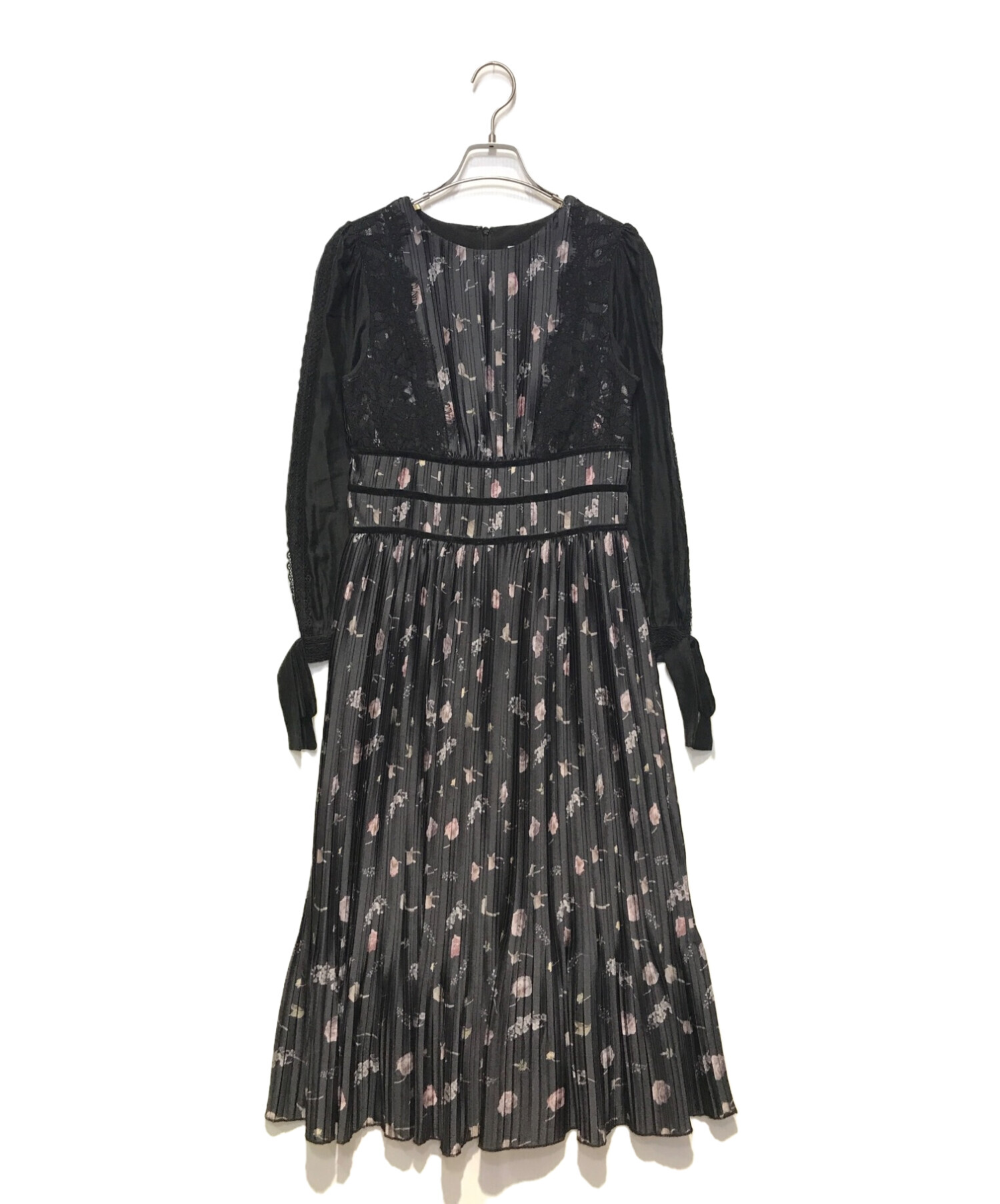 中古・古着通販】HER LIP TO (ハーリップトゥ) Pleated Floral-Print ...