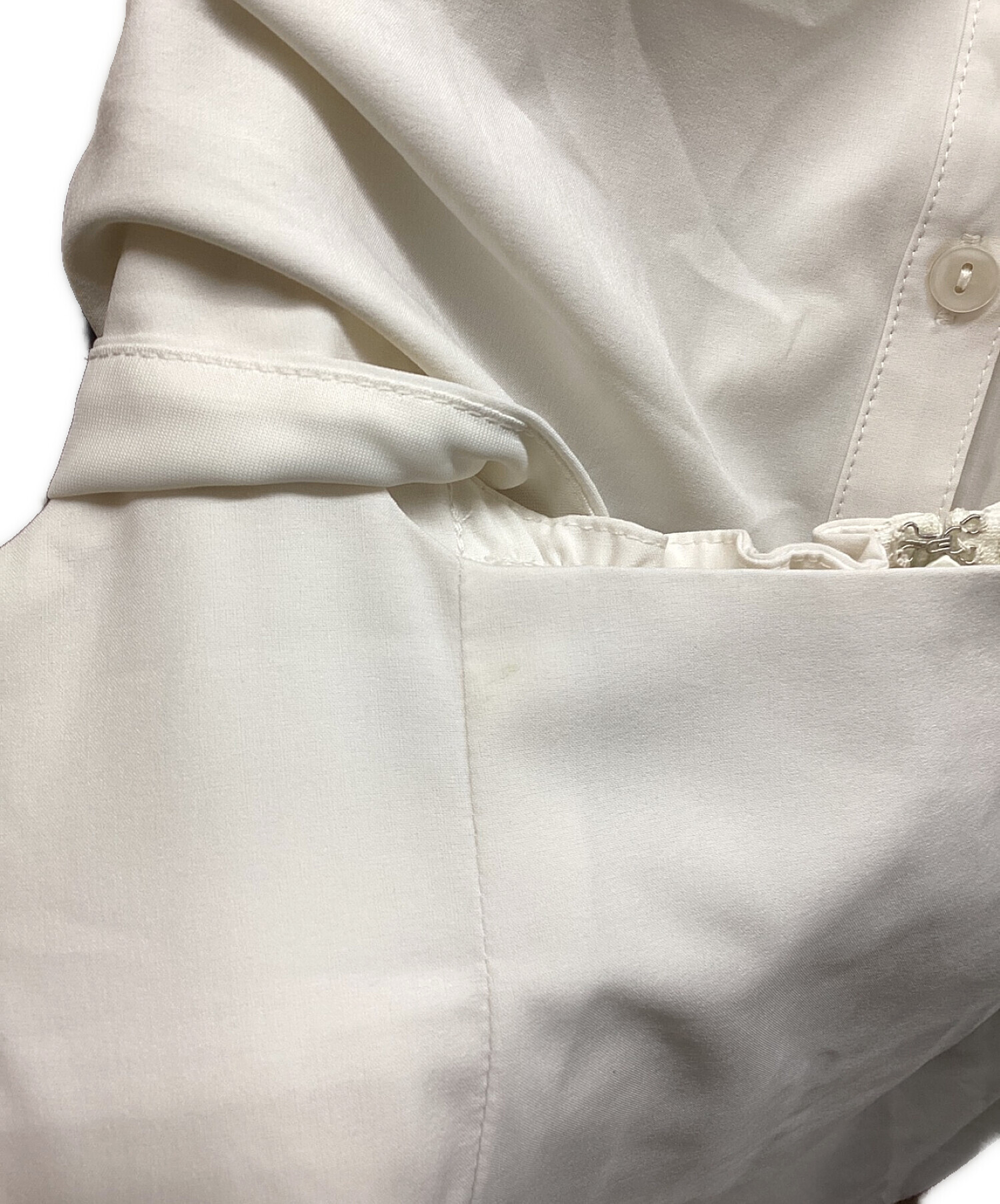 Lily Brown (リリーブラウン) クロップドシャツタイトスカートセット オフホワイト サイズ:FREE 未使用品